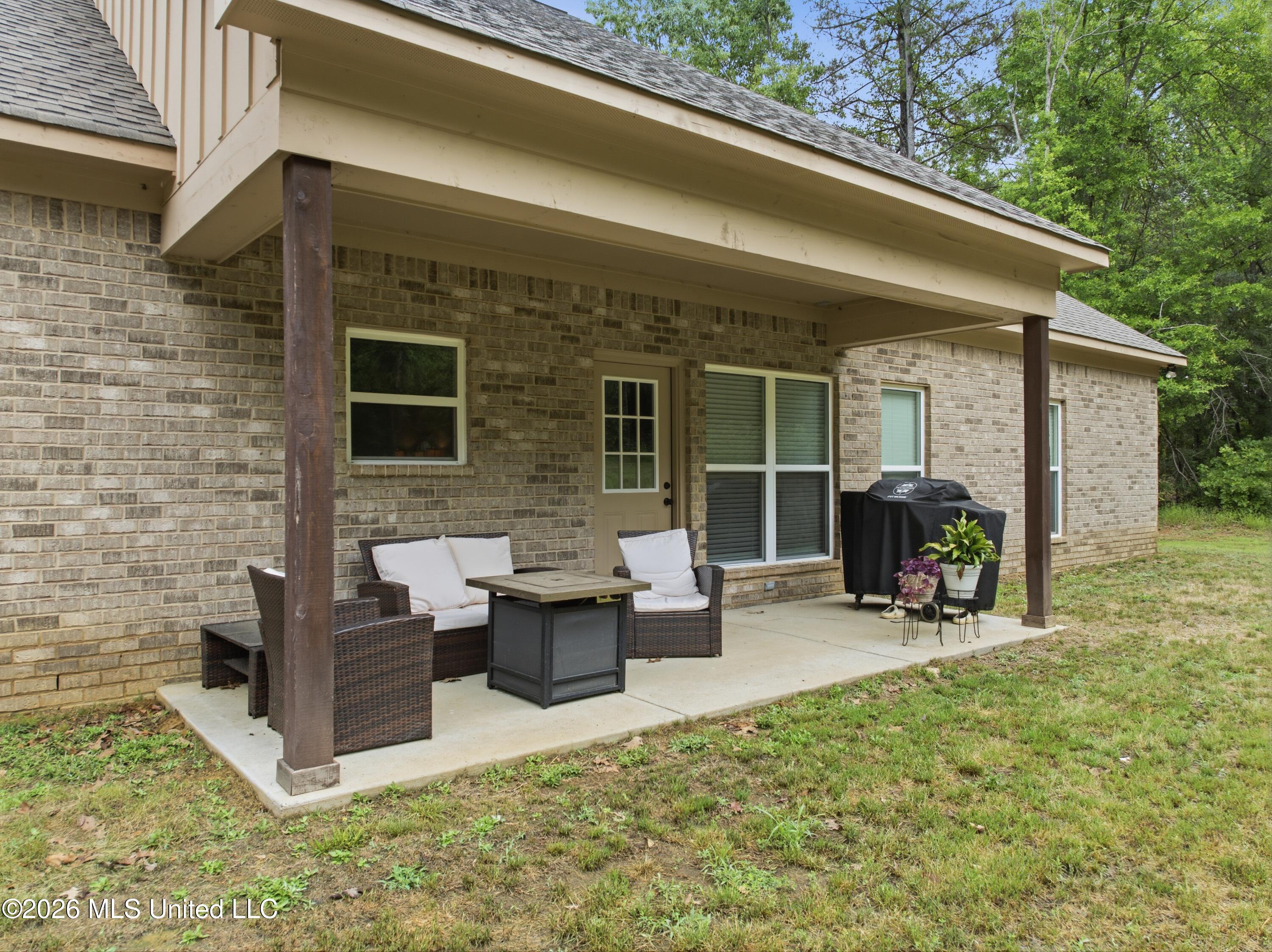 205 Clover Cove Property Photo 21