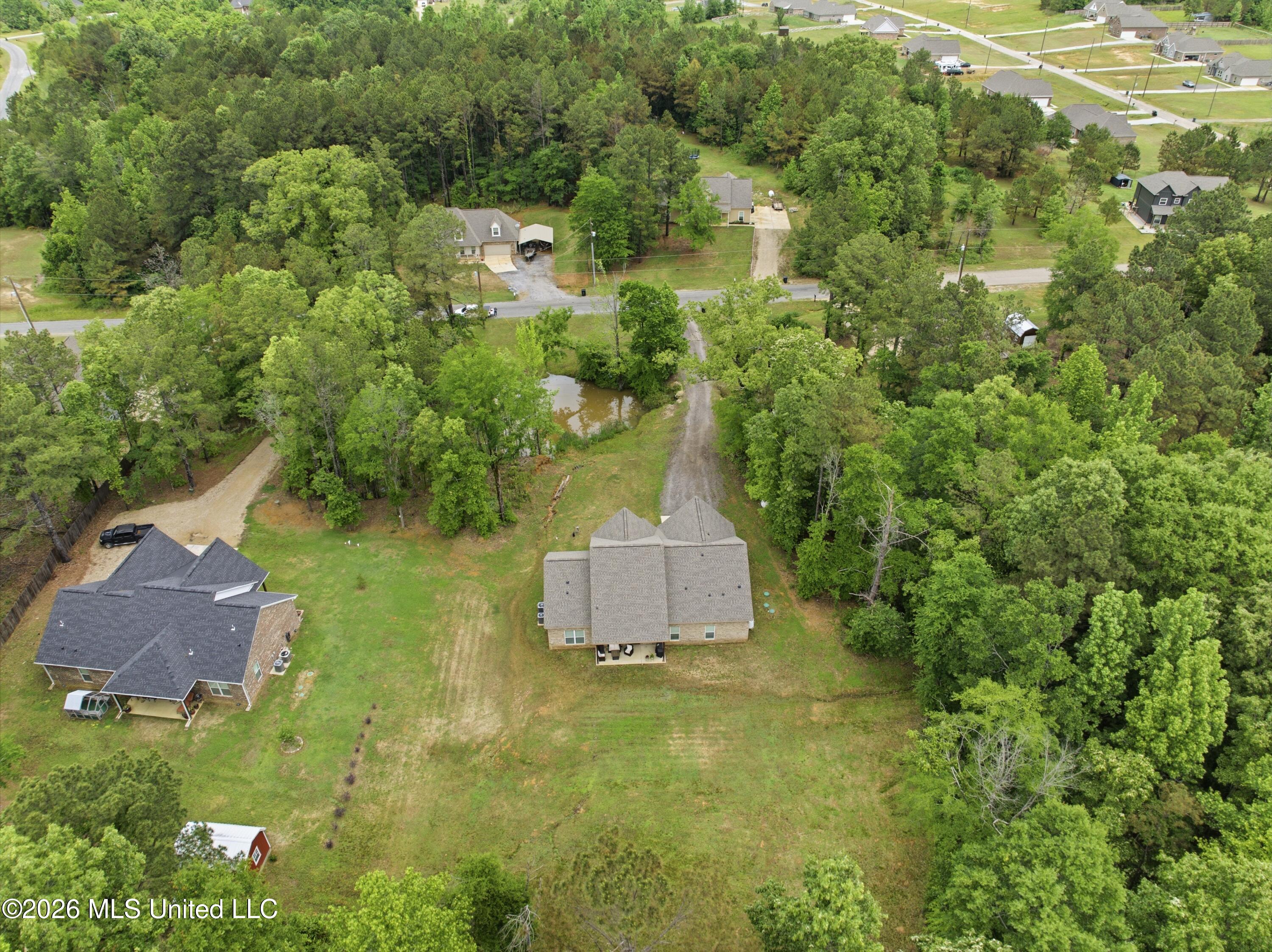 205 Clover Cove Property Photo 23
