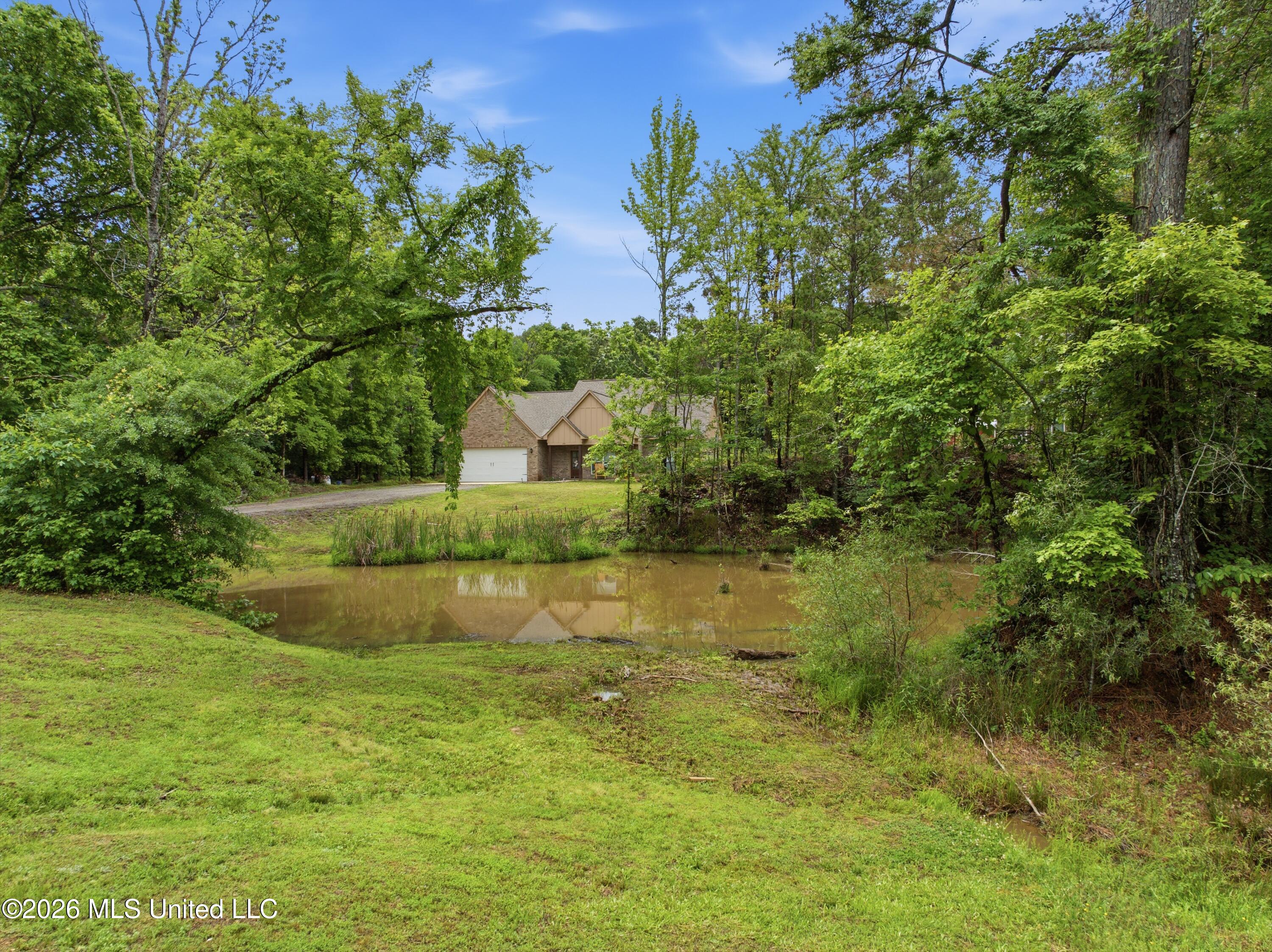 205 Clover Cove Property Photo 27