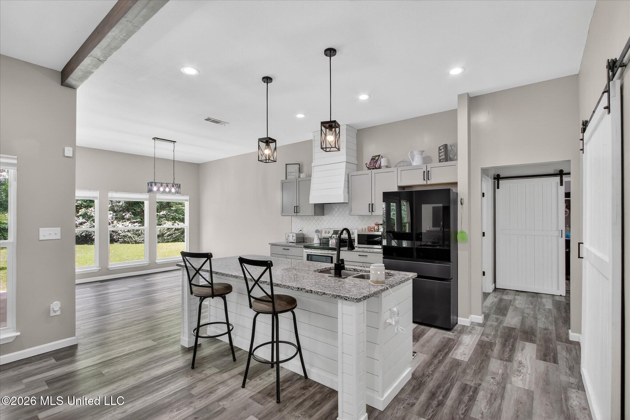 14358 Creekwood Cove Property Photo 16