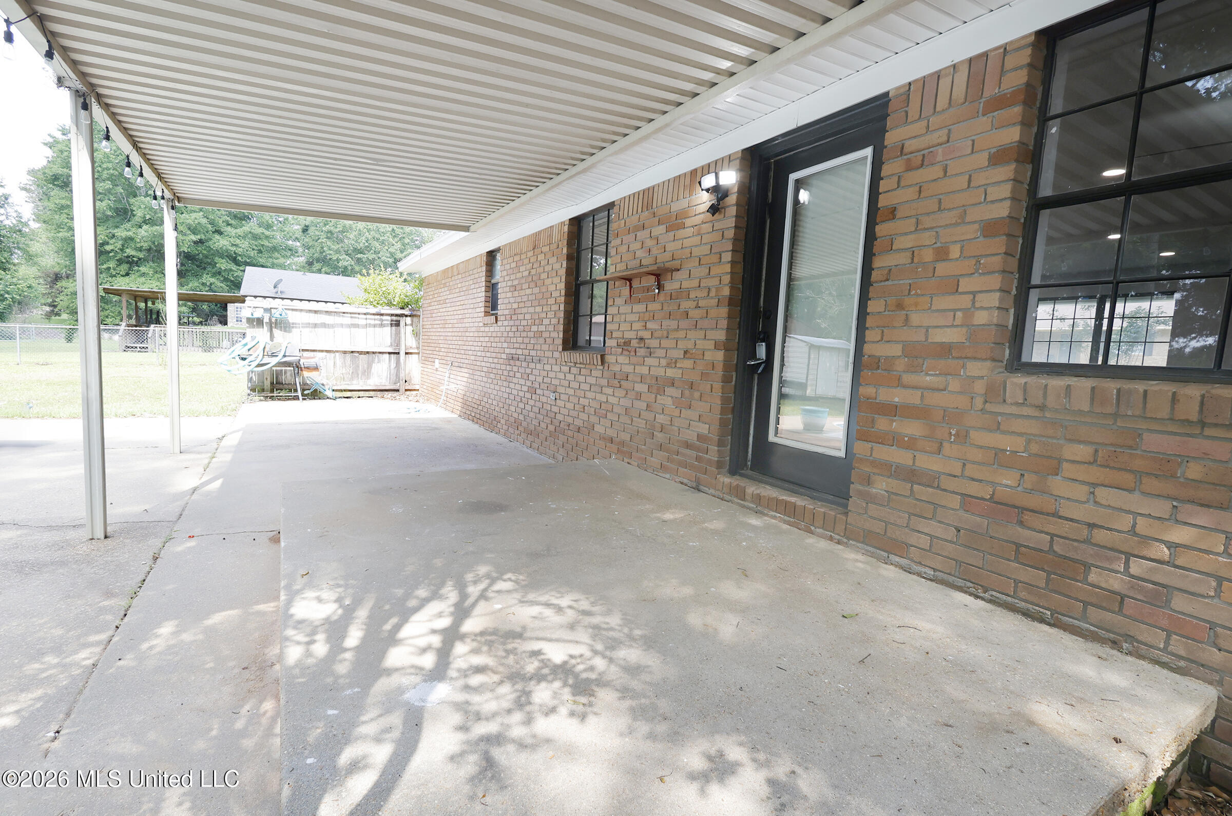 1501 Pioneer Drive Property Photo 7