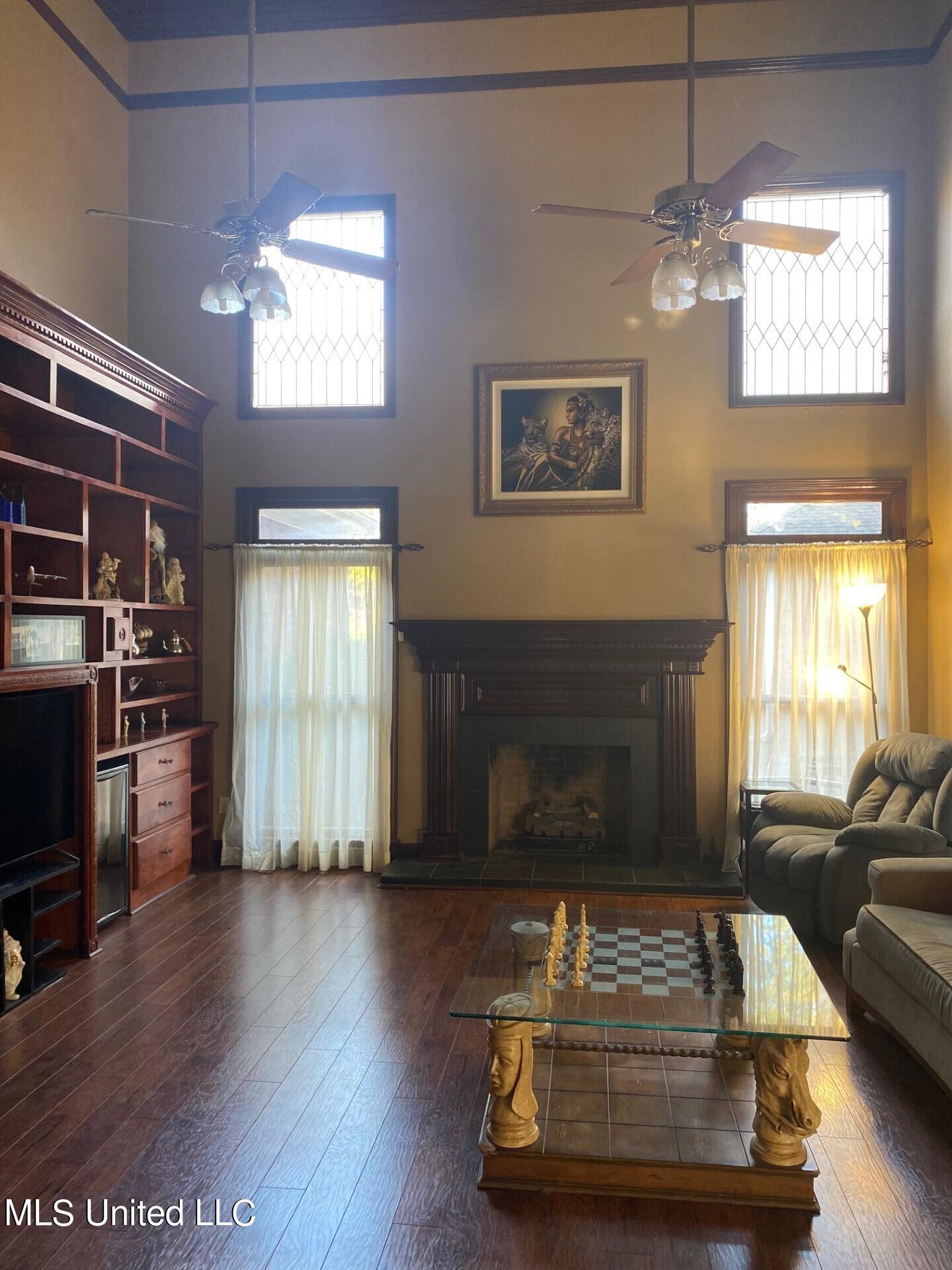 9144 Valley Grove Lane Property Photo 9