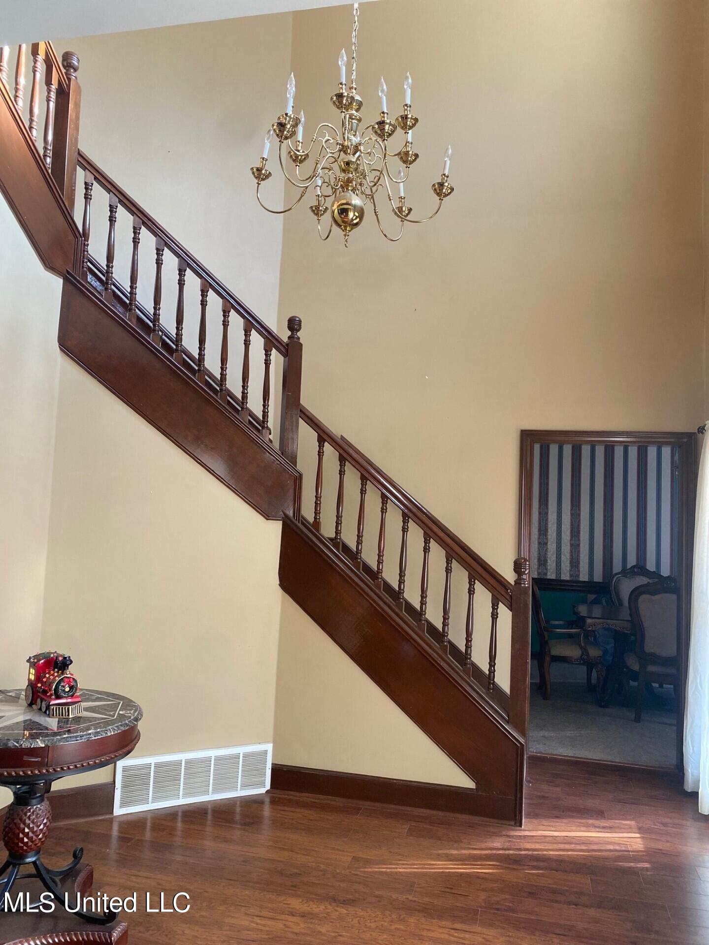 9144 Valley Grove Lane Property Photo 14