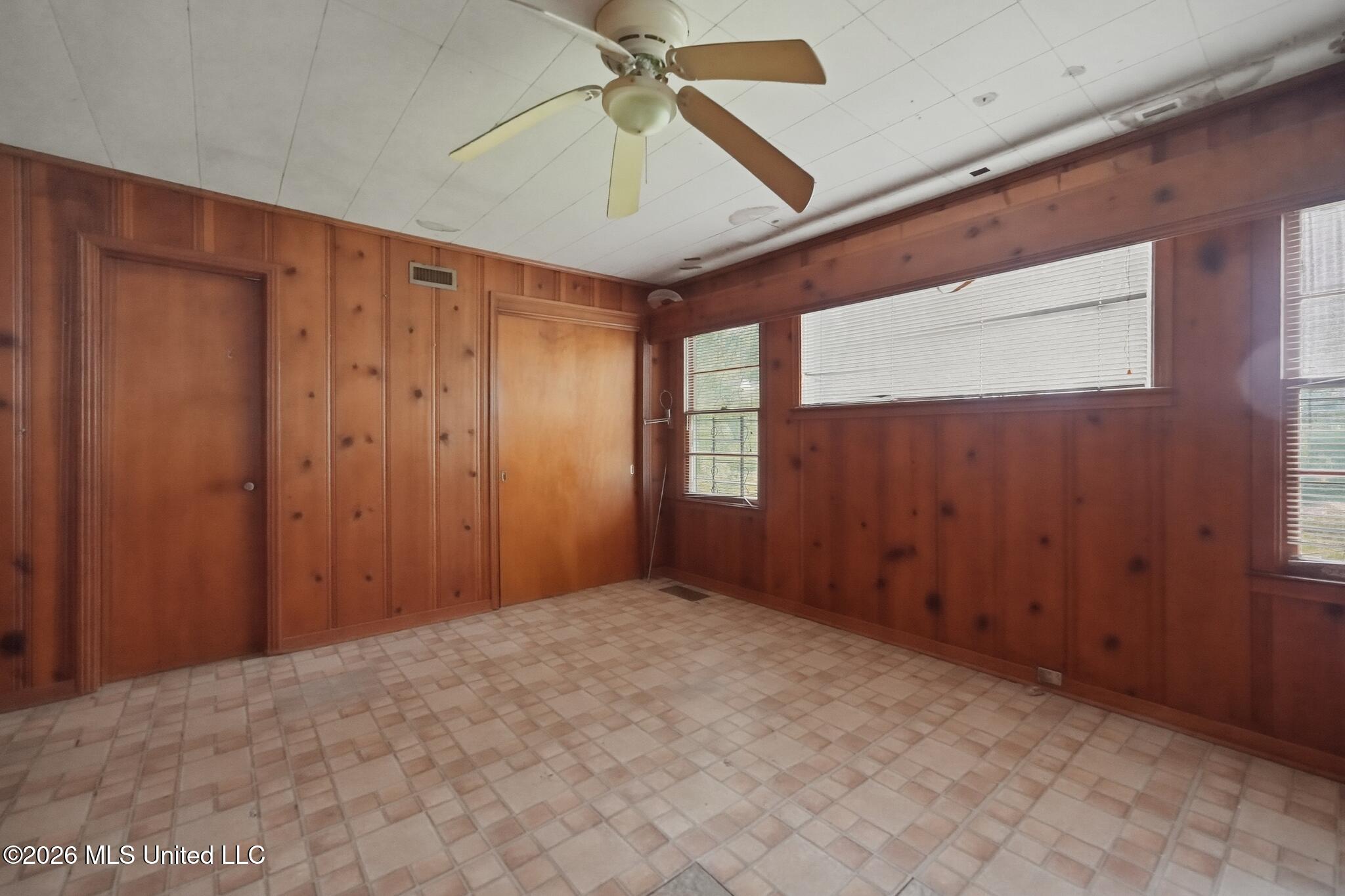 215 Carmel Avenue Property Photo 7