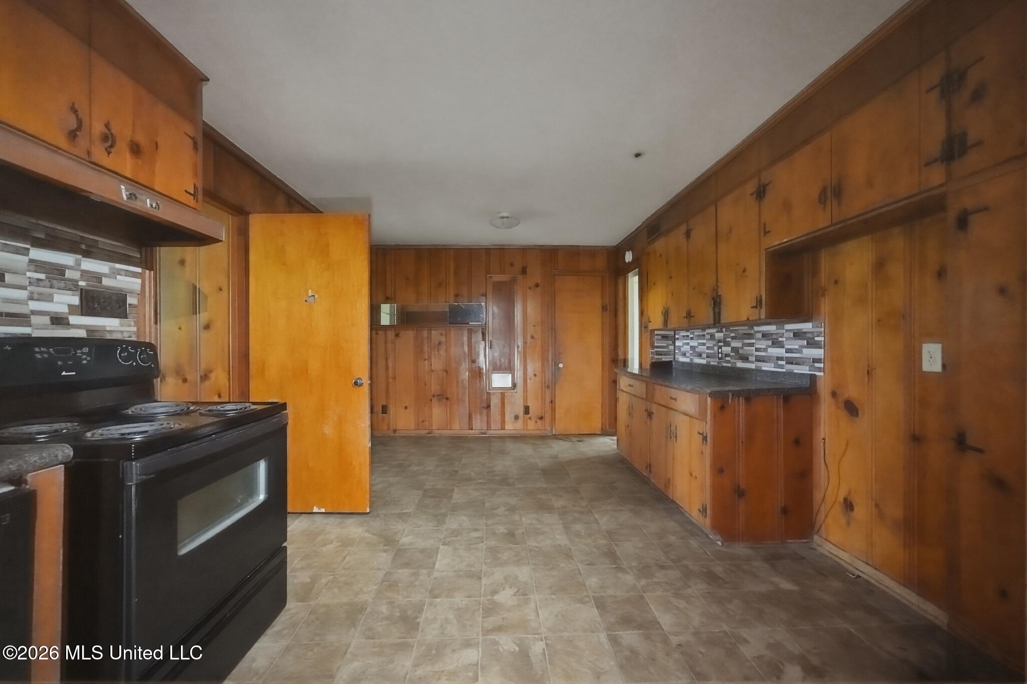 215 Carmel Avenue Property Photo 14
