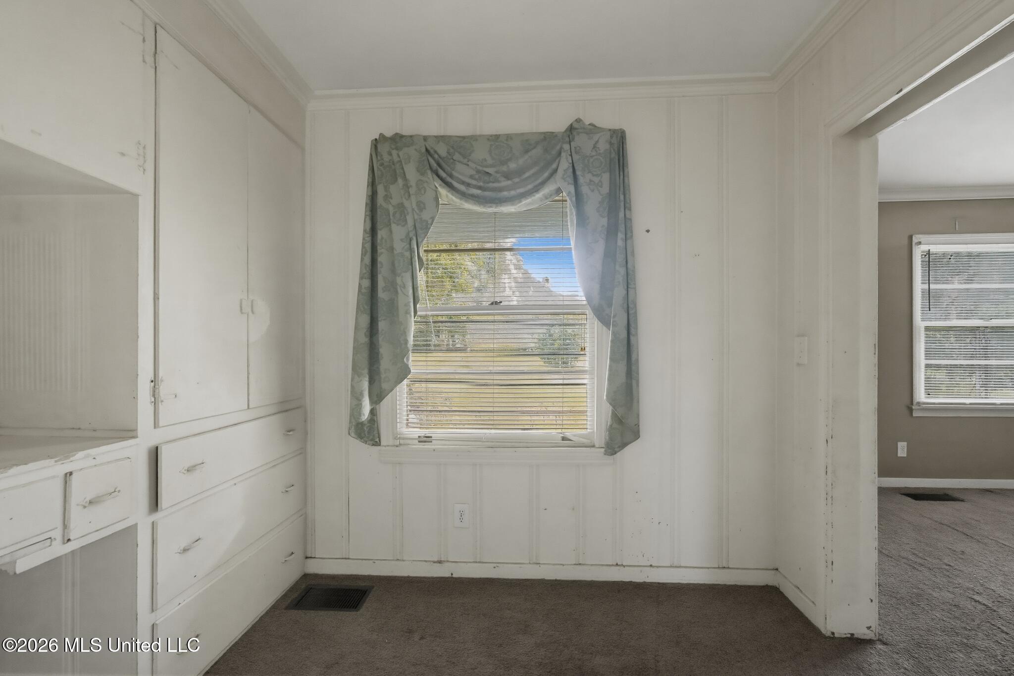 215 Carmel Avenue Property Photo 23