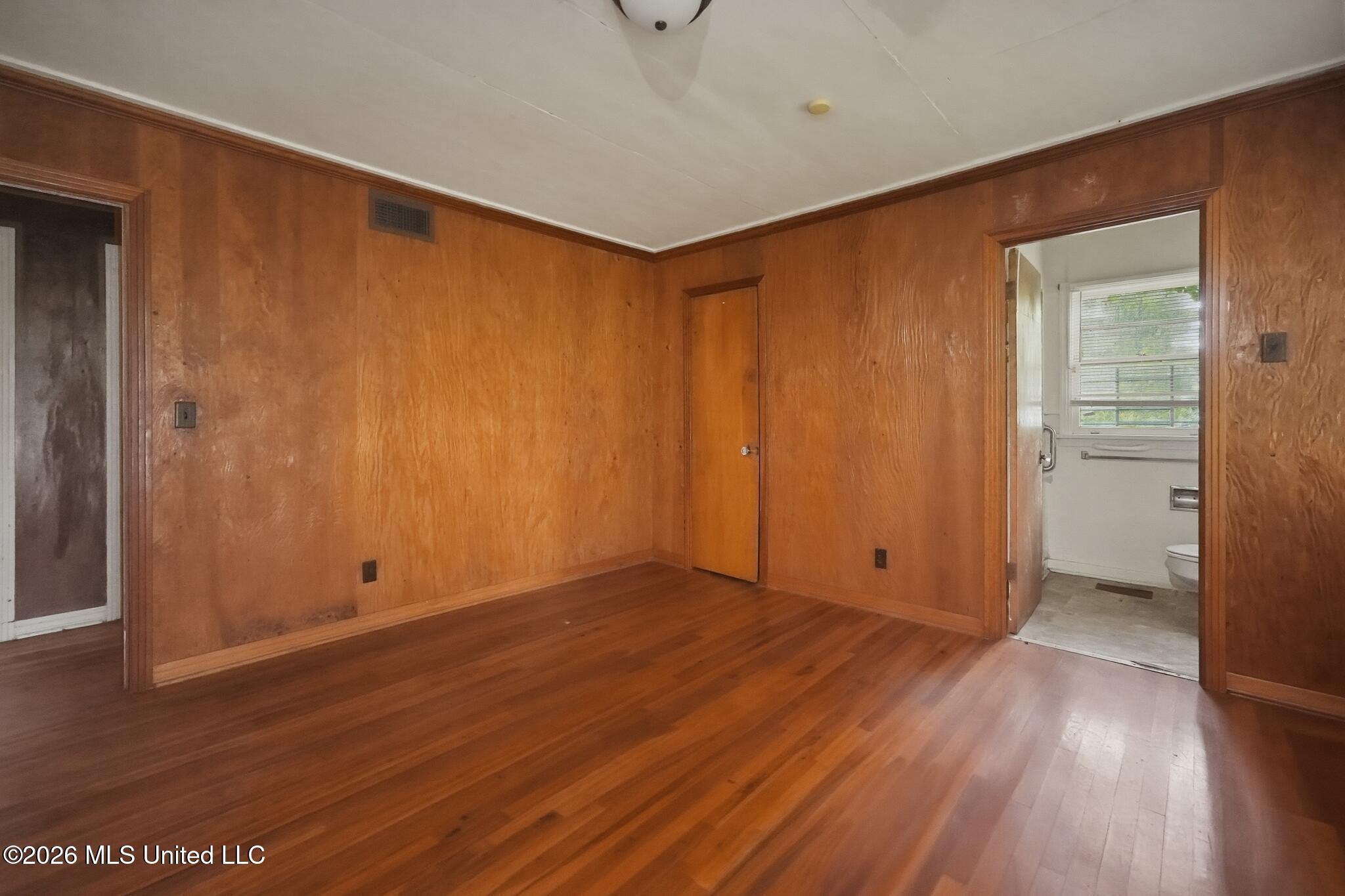 215 Carmel Avenue Property Photo 26