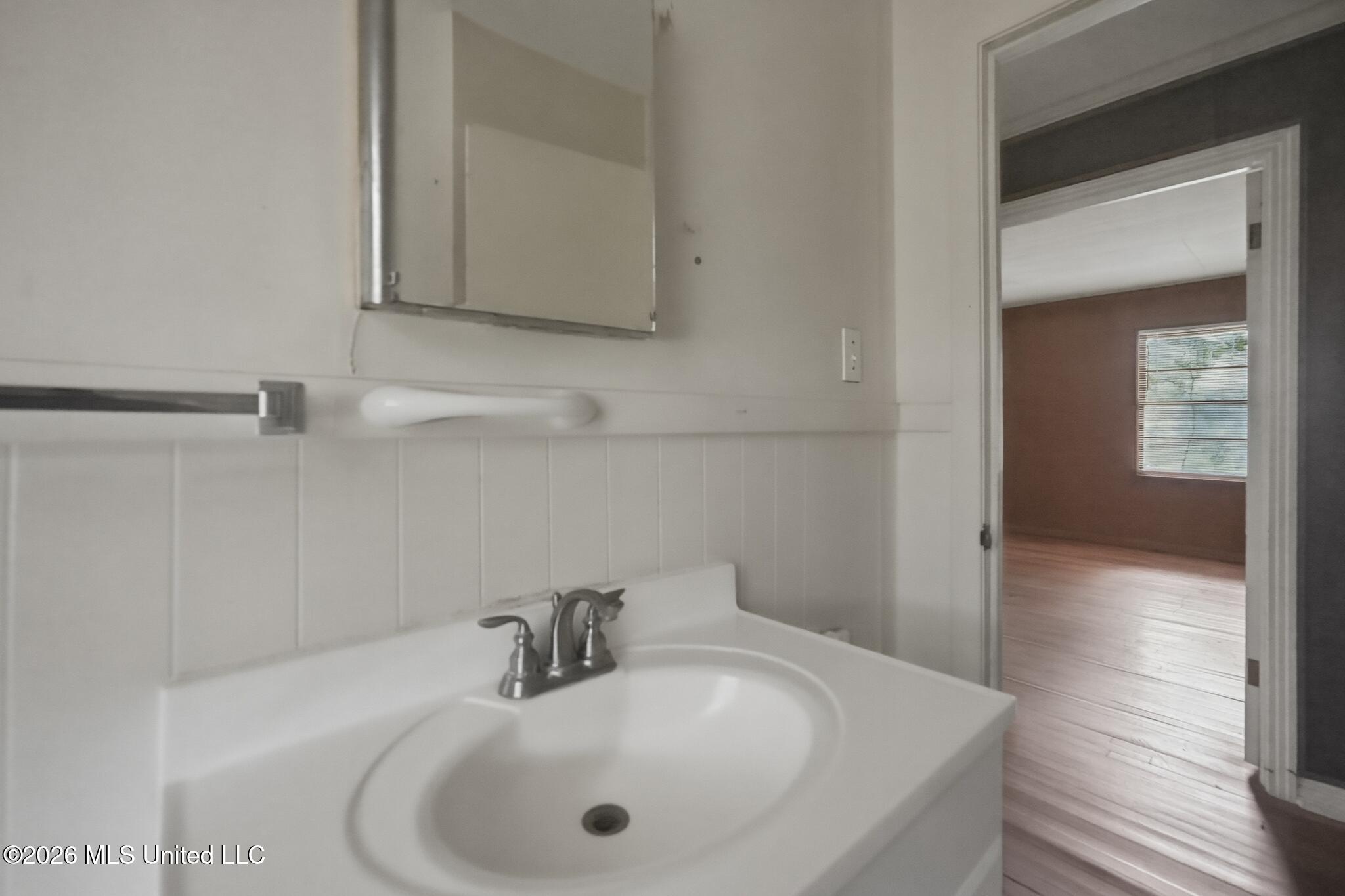 215 Carmel Avenue Property Photo 29