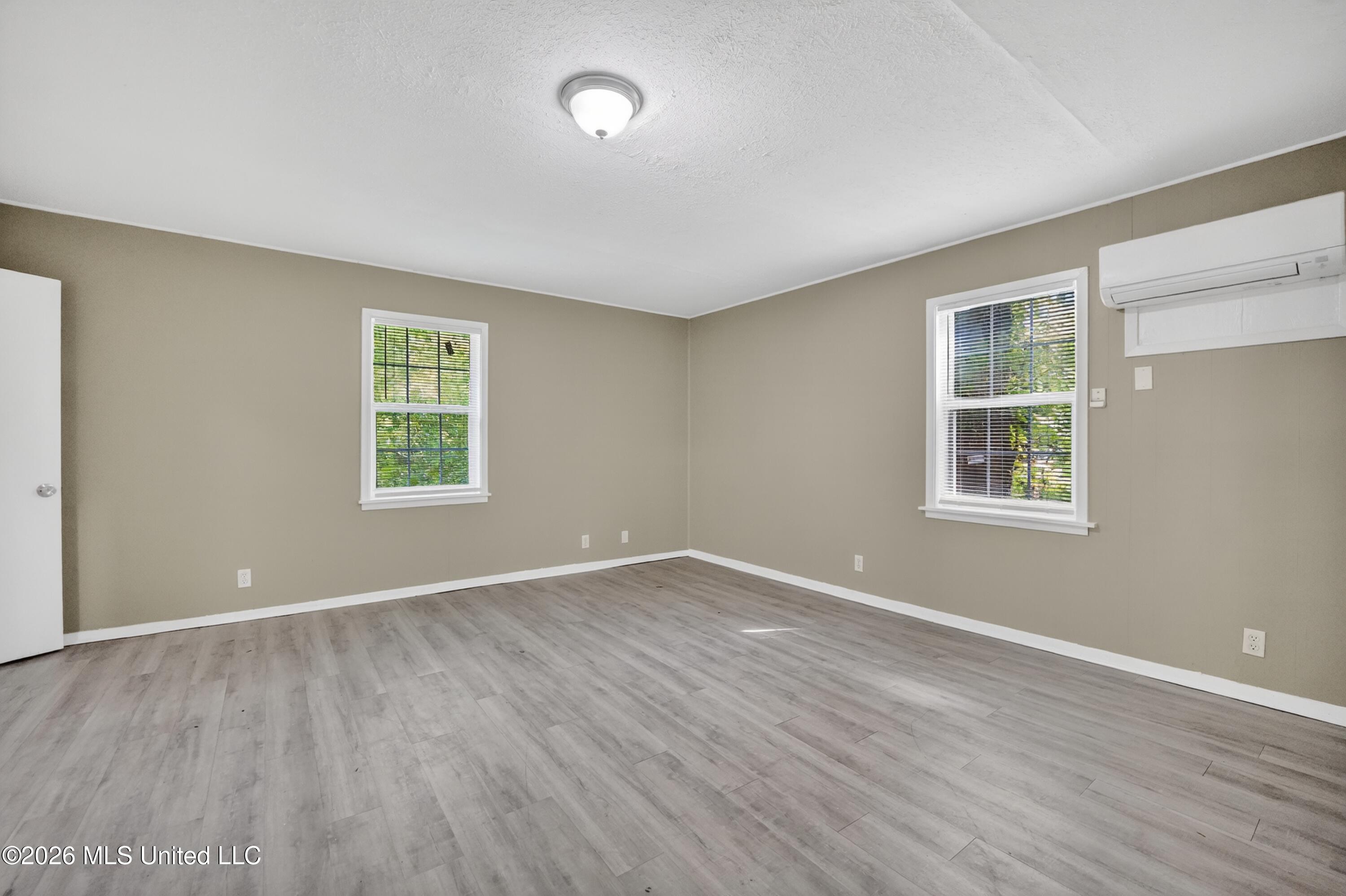 118 Kildare Property Photo 4