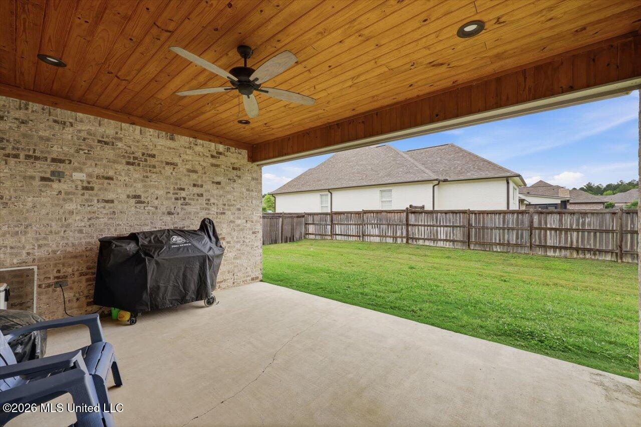 229 Reservoir Way Property Photo 35