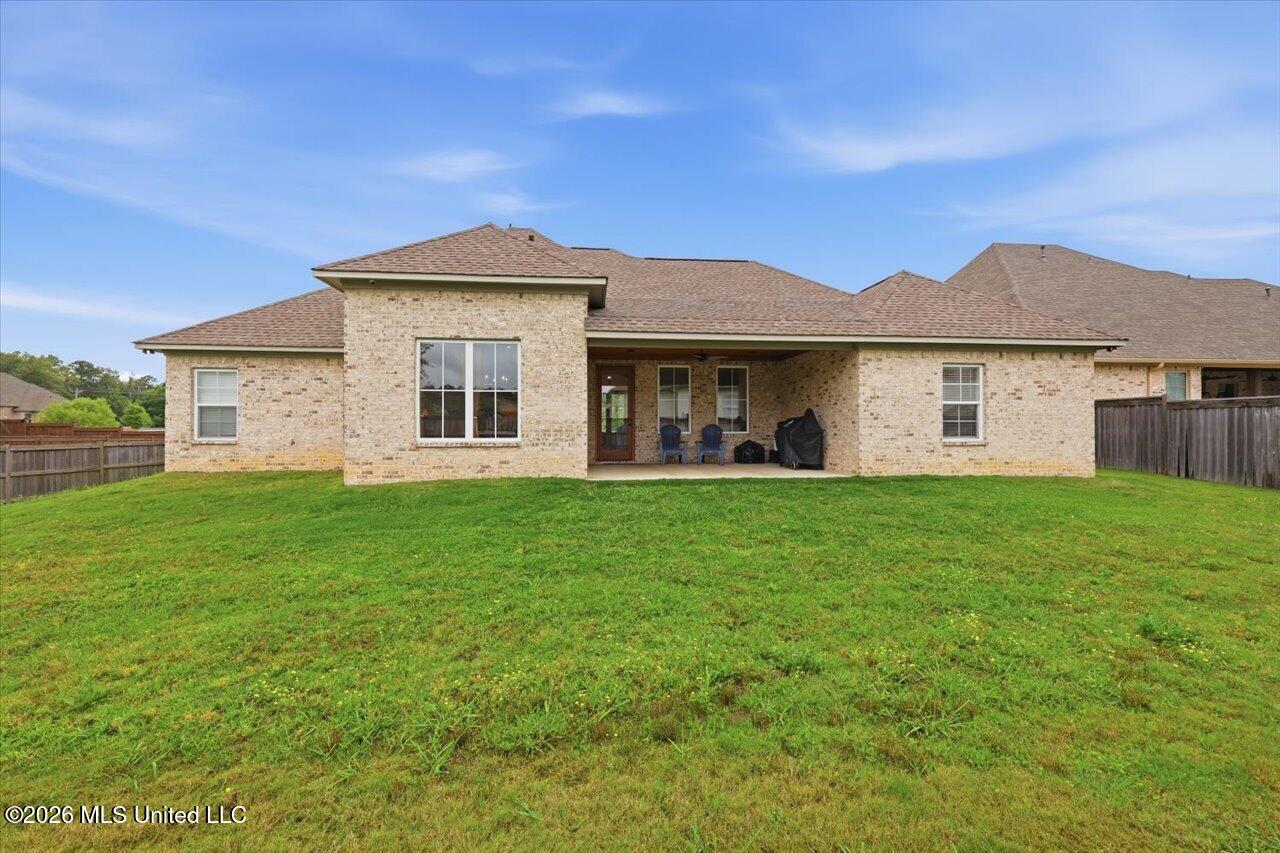 229 Reservoir Way Property Photo 37