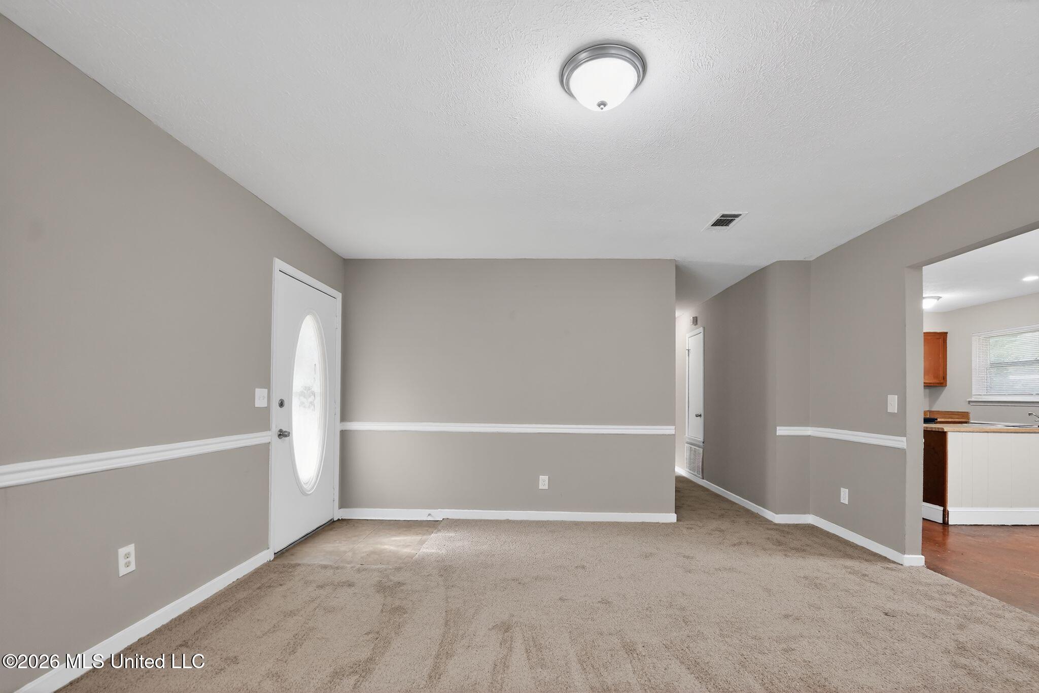 1418 Cooks Property Photo 7