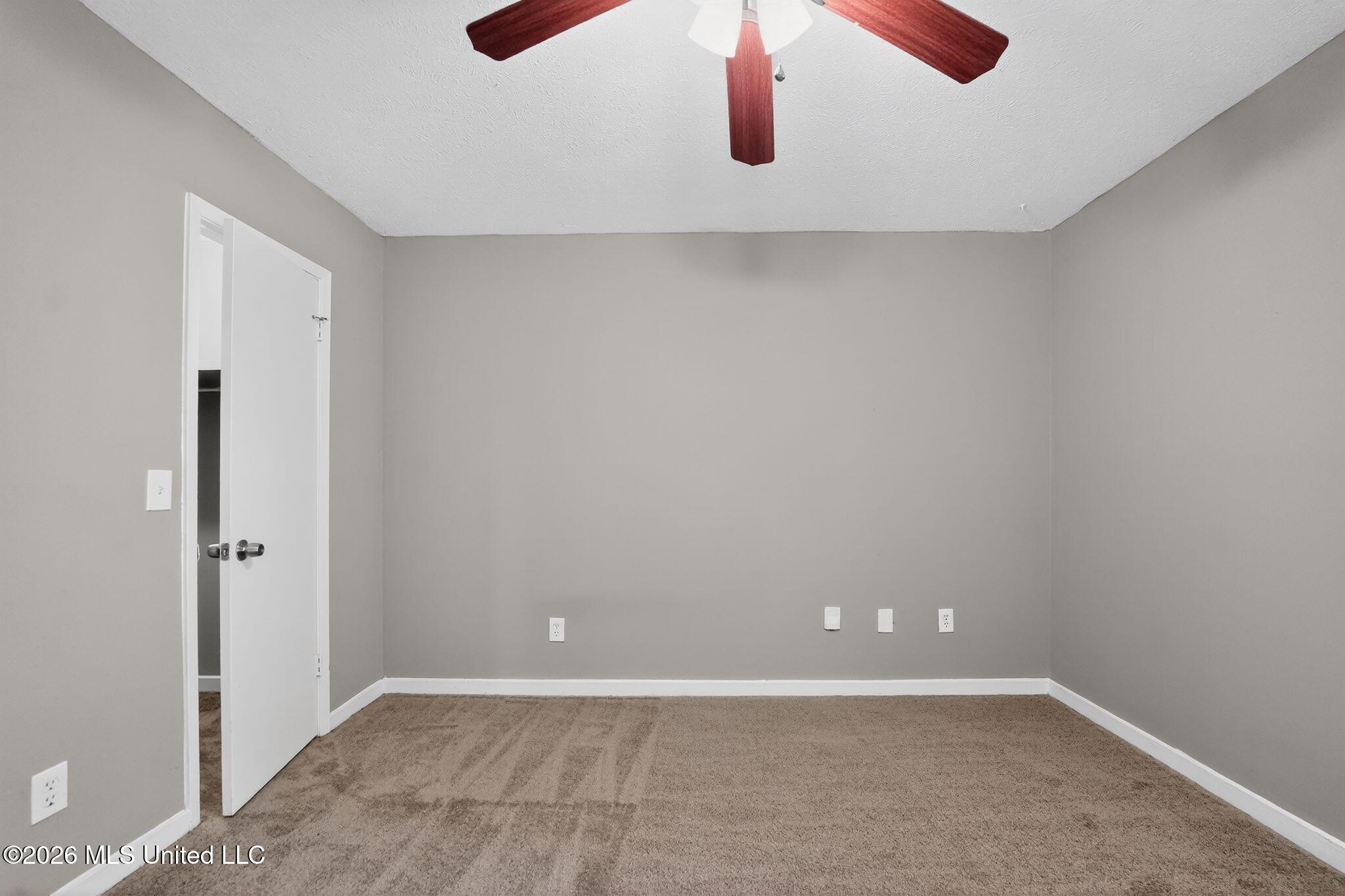 1418 Cooks Property Photo 15