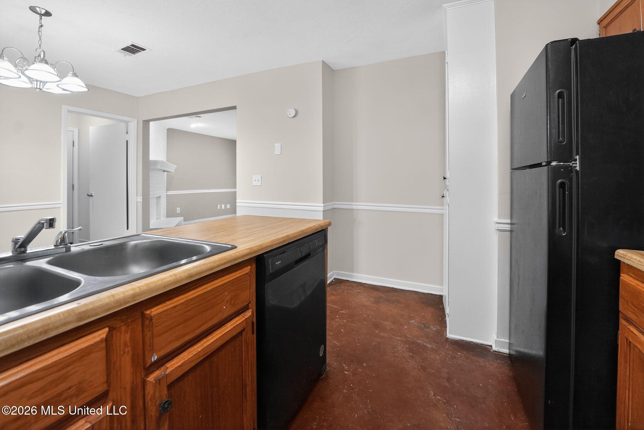 1418 Cooks Property Photo 22