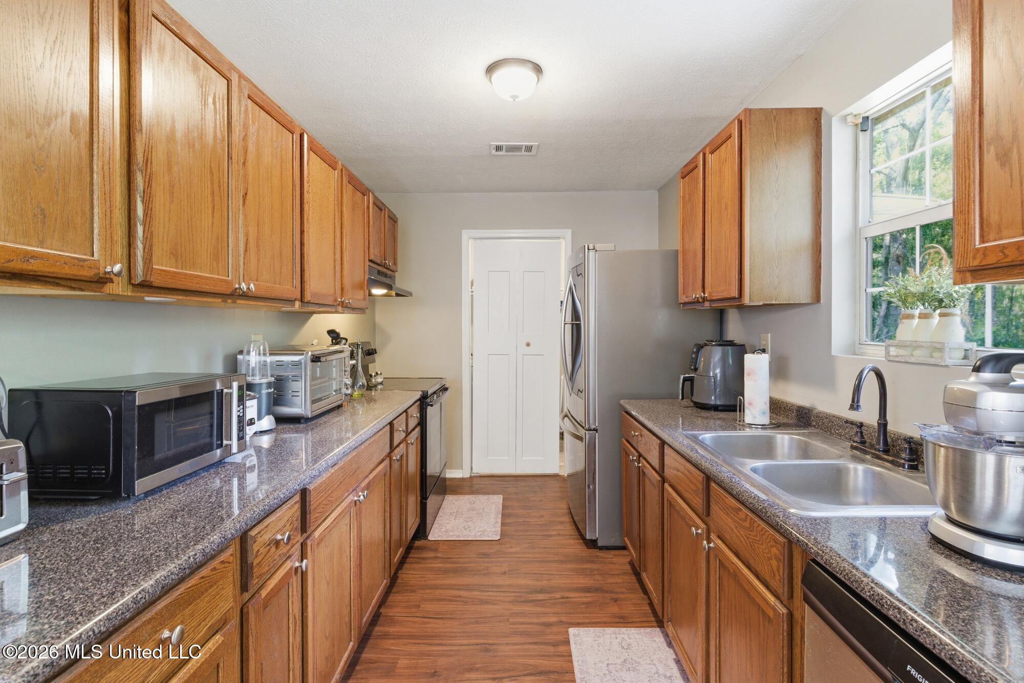 198 Leffler Road Property Photo 12
