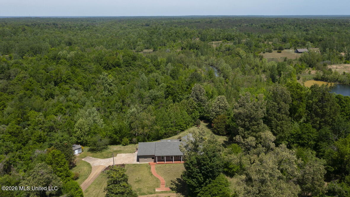 1815 Old Benton Road Property Photo 2