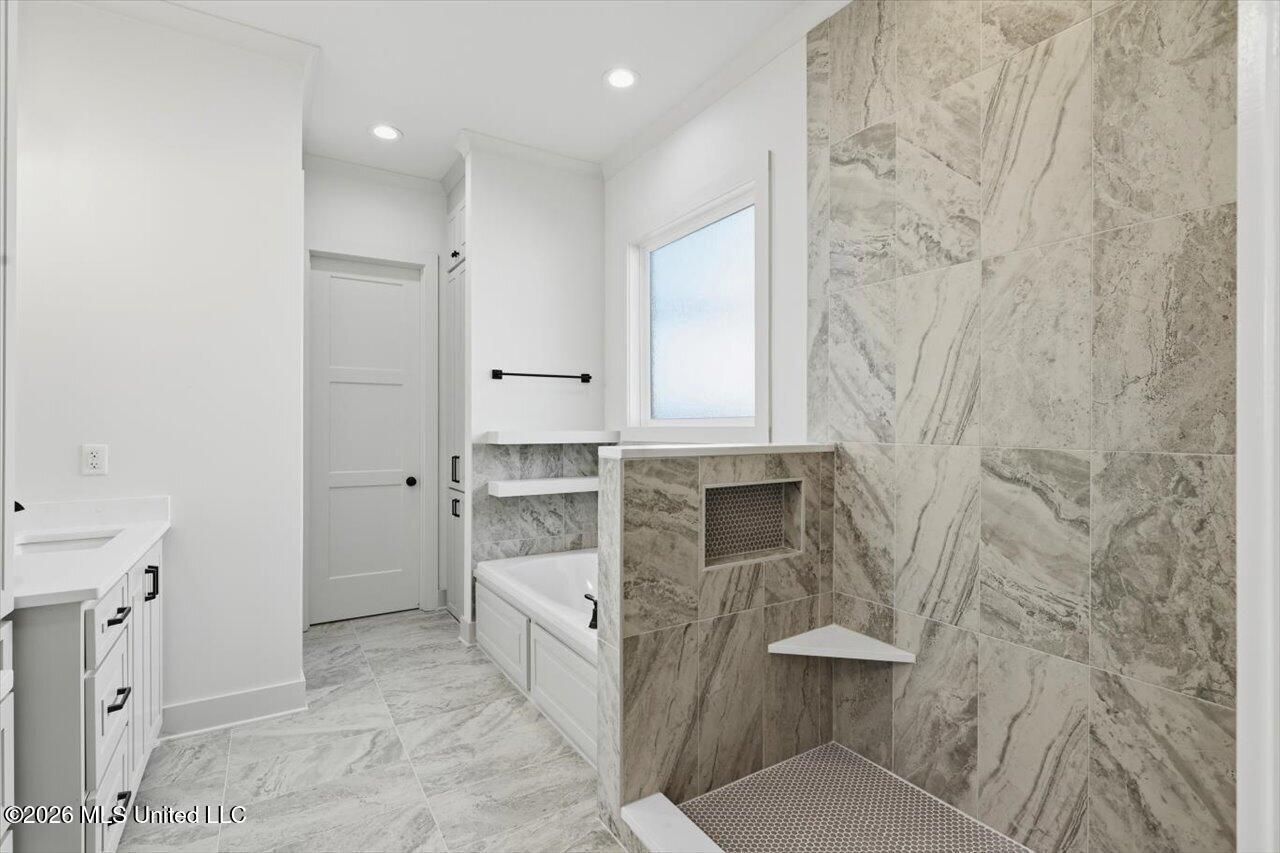 157 Bronson Bend Property Photo 32