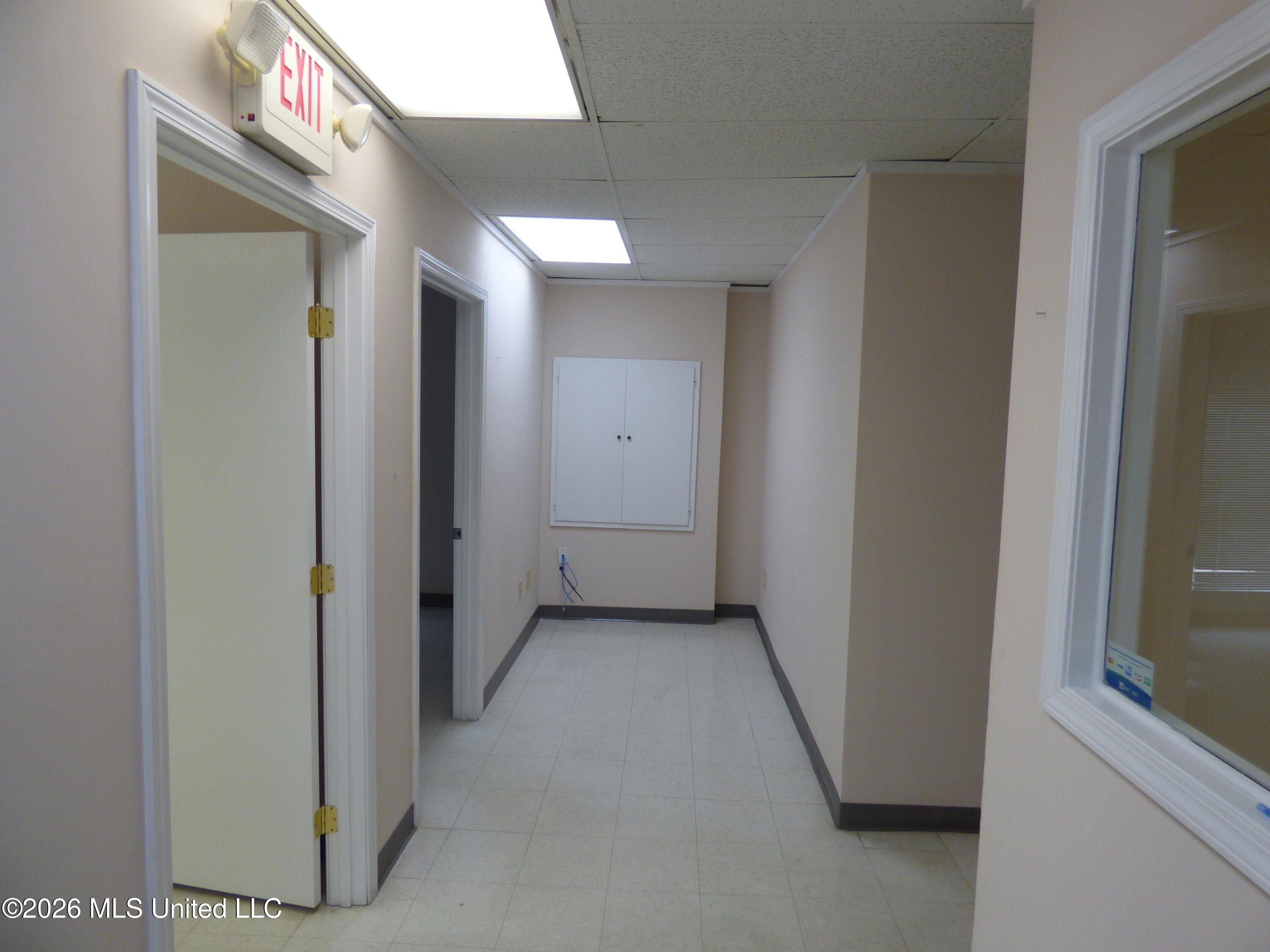 301 Apache Drive Property Photo 4
