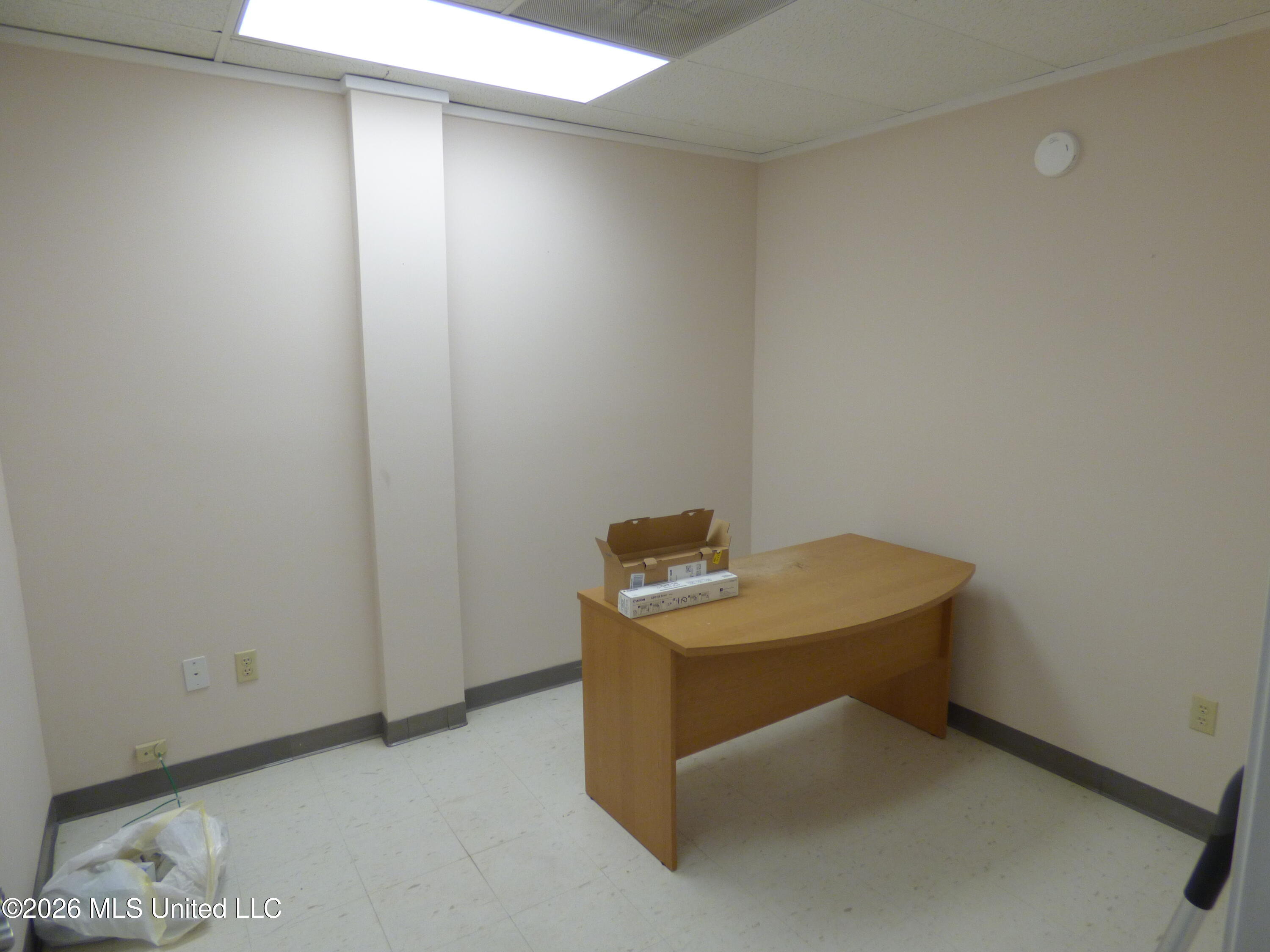 301 Apache Drive Property Photo 7