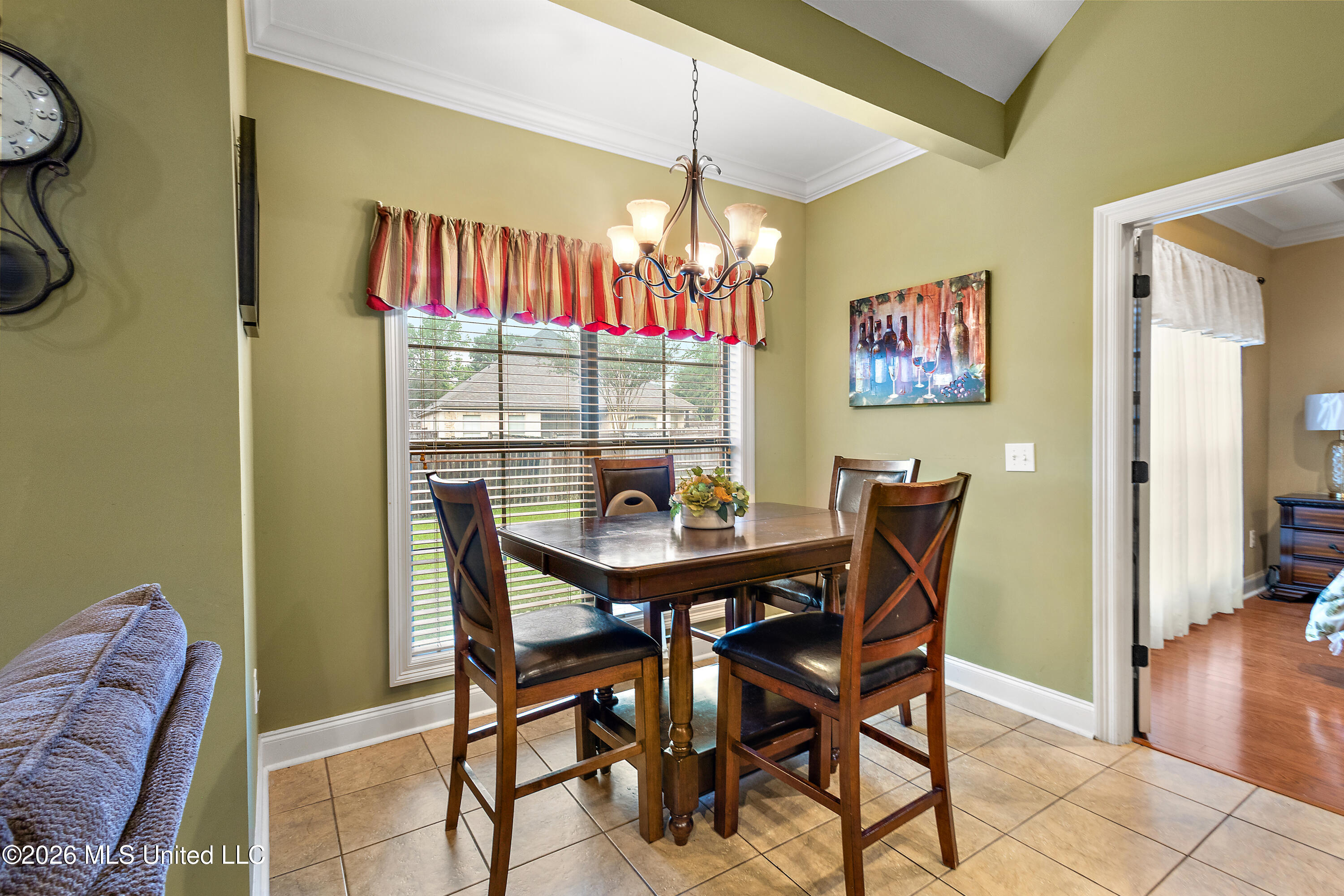 454 Pinebrook Circle Property Photo 8