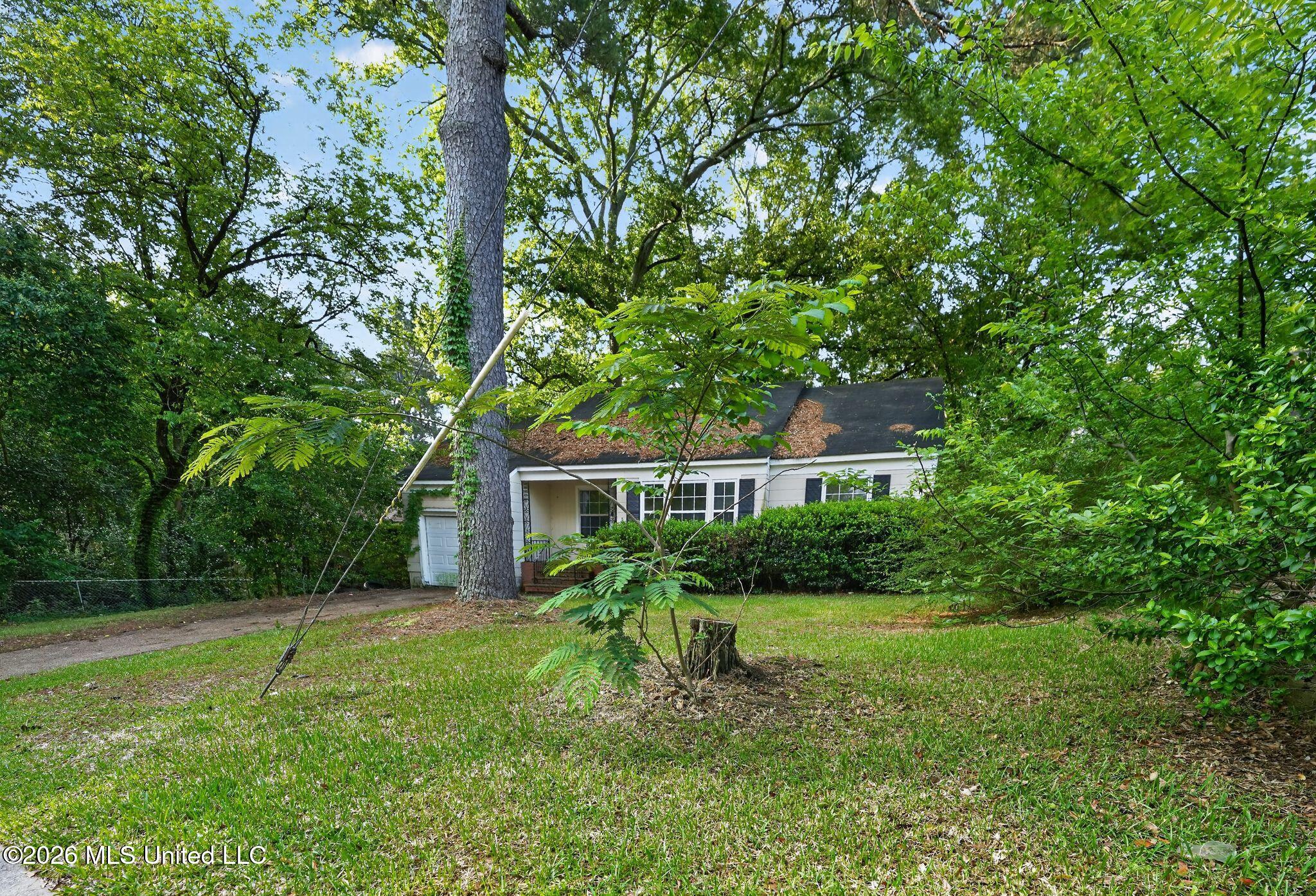 339 Audubon Place Property Photo 3