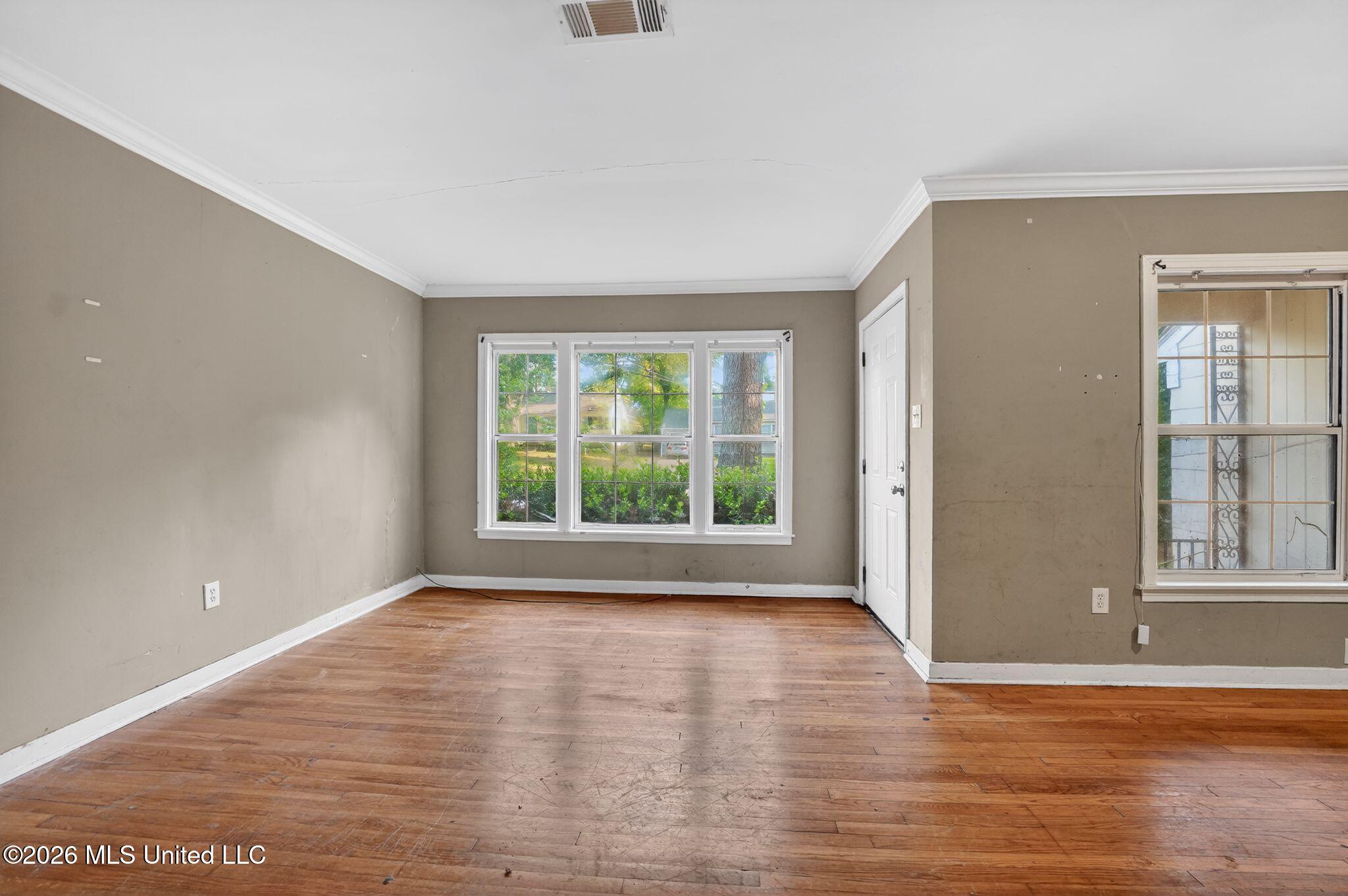 339 Audubon Place Property Photo 8