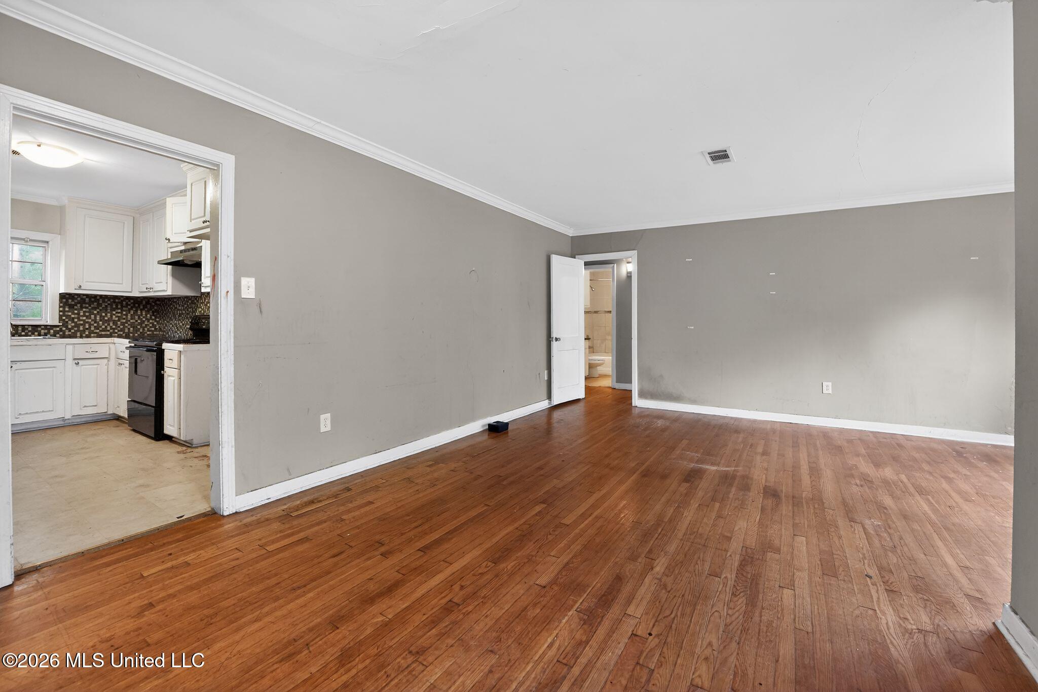 339 Audubon Place Property Photo 23