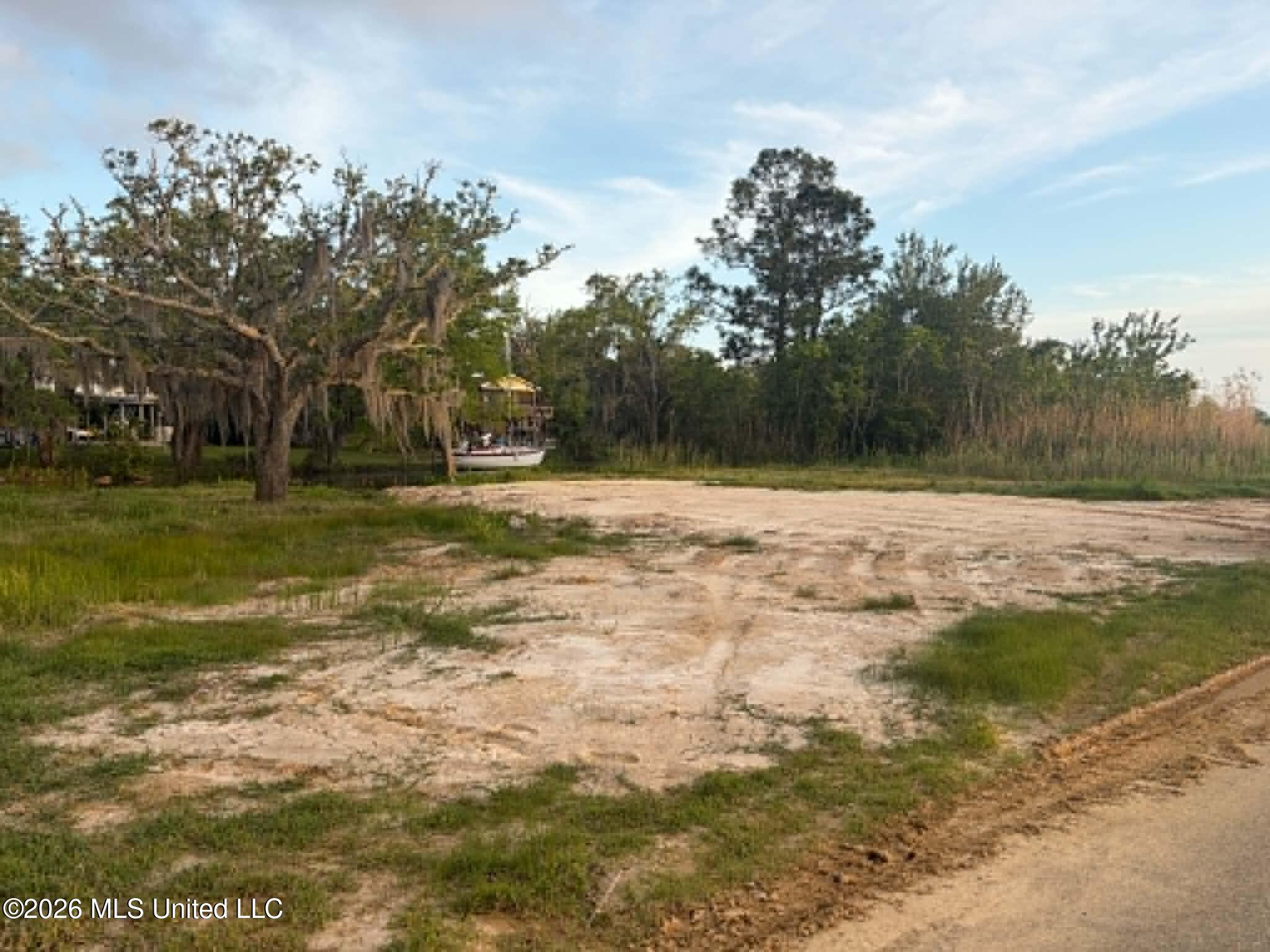 4301 Riverside Drive Property Photo 1