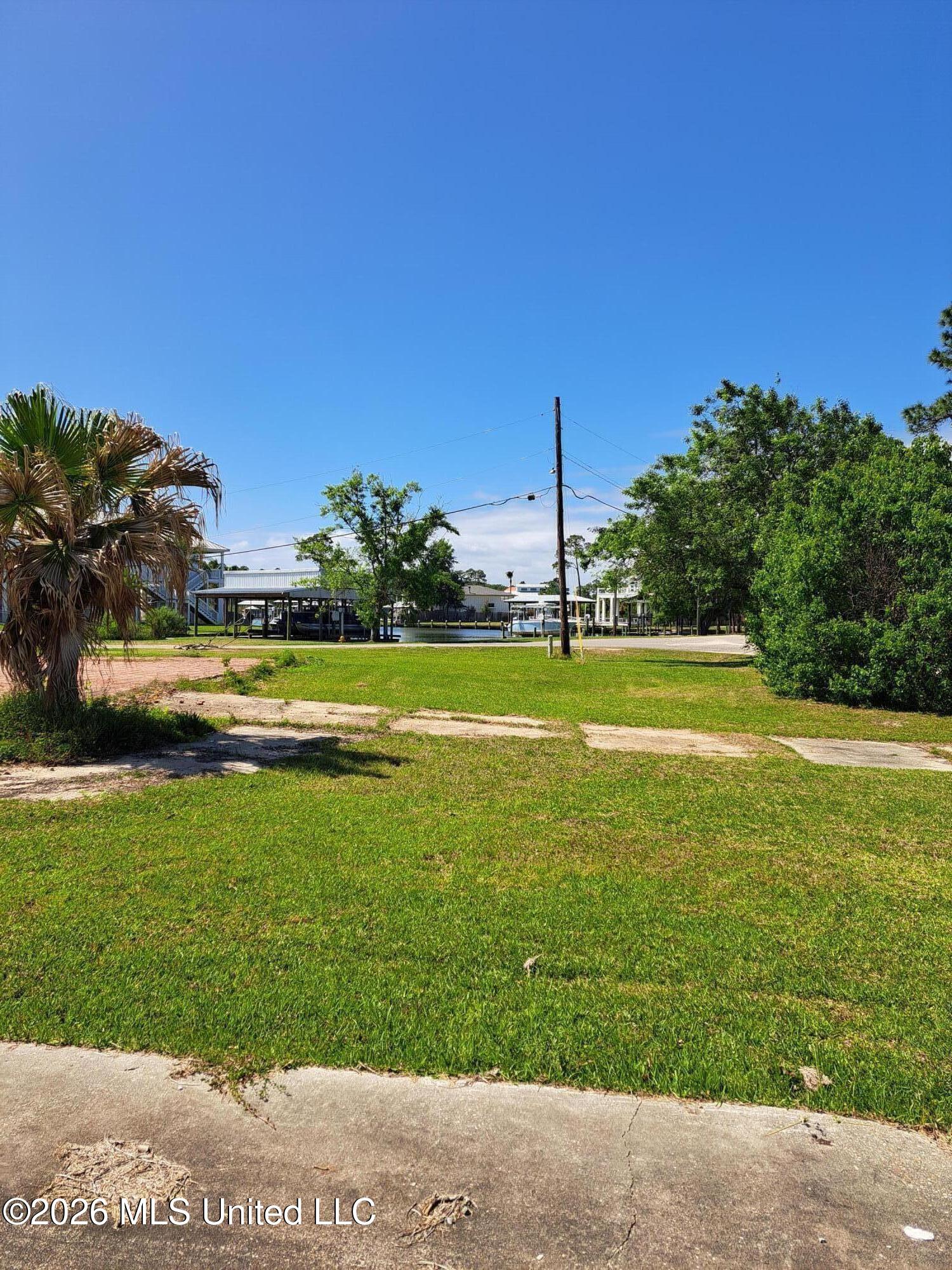 1 Poindexter Drive Property Photo 4