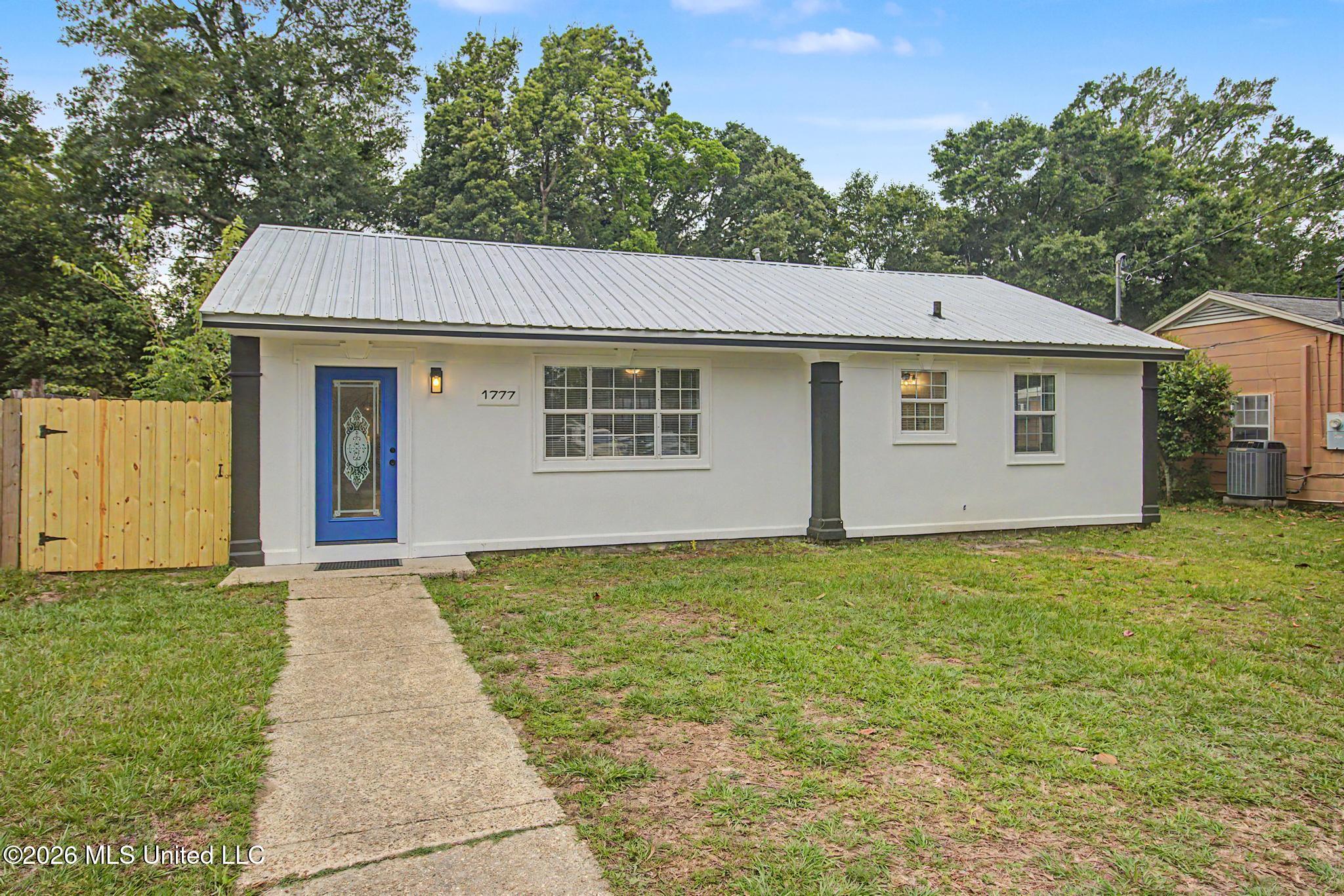 1777 Vaughn Street Property Photo 1