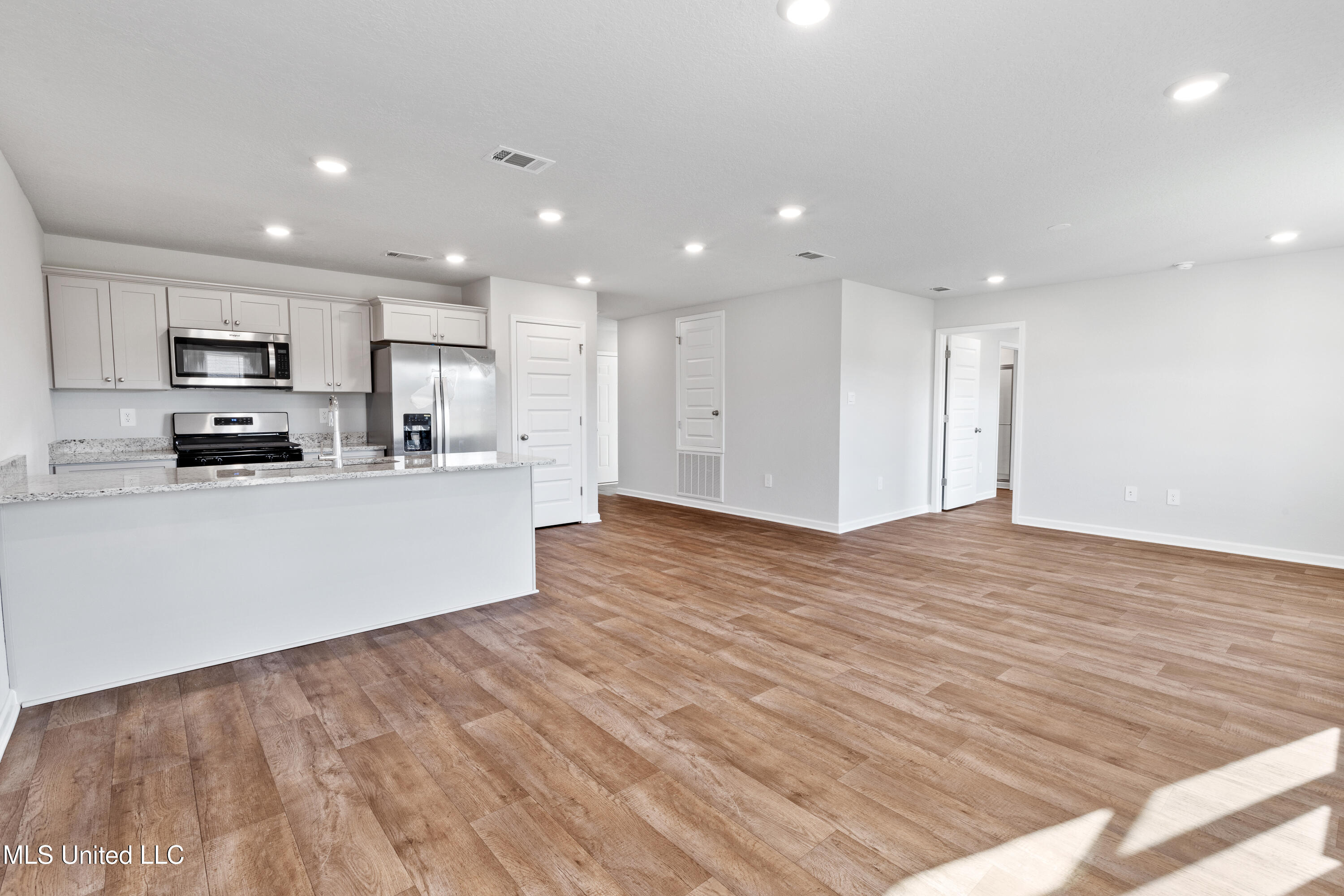 18 Crown Drive Property Photo 17