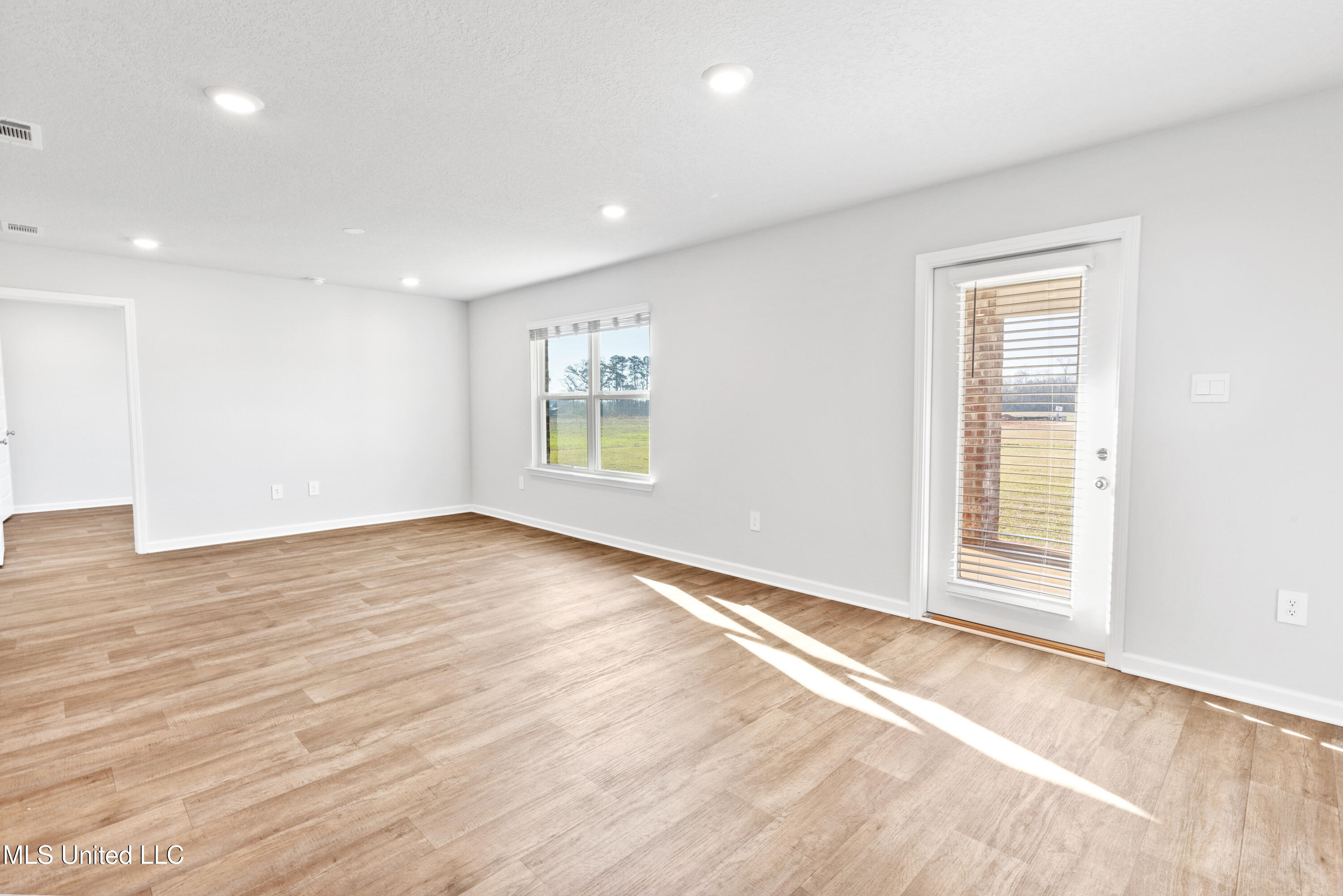 18 Crown Drive Property Photo 19