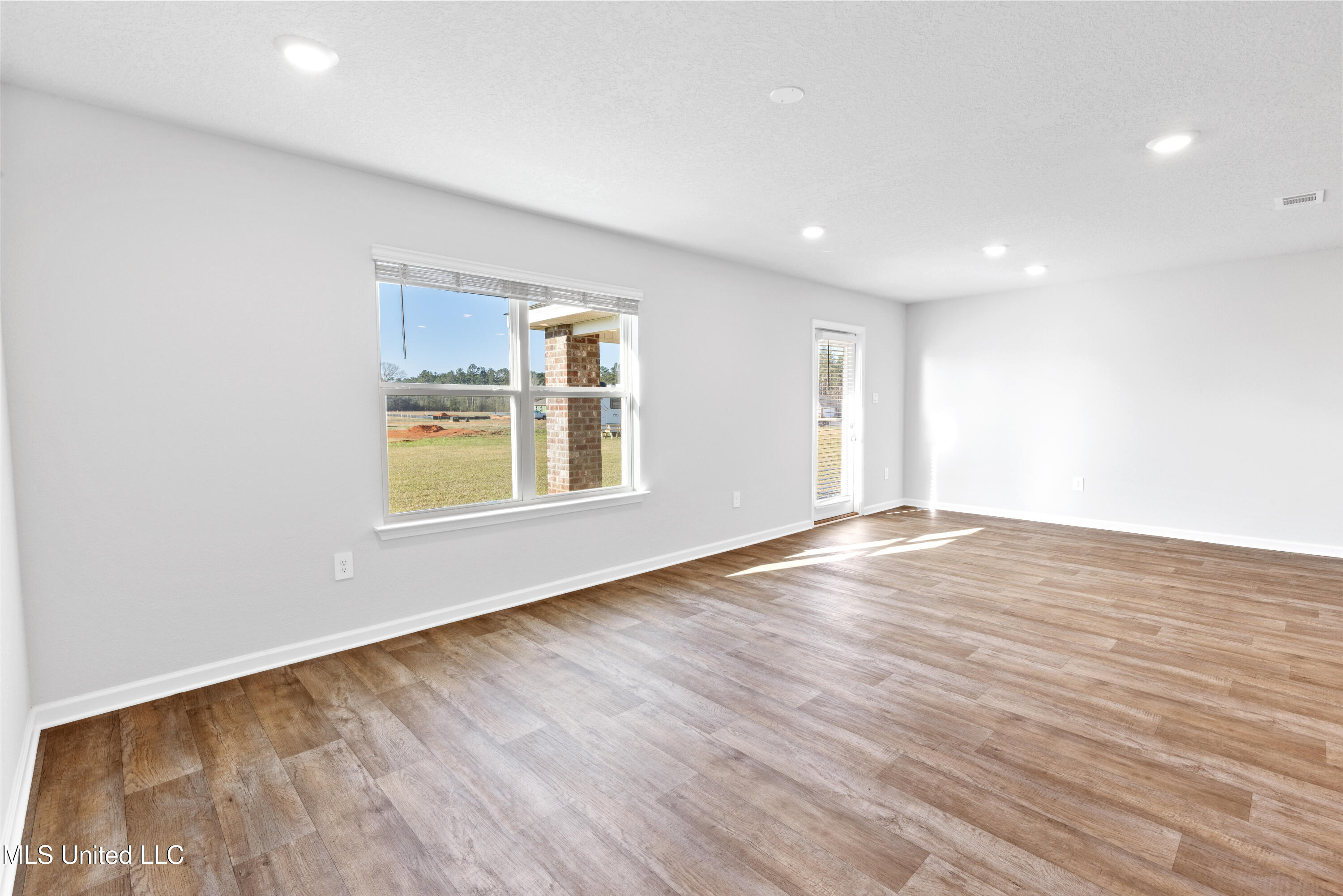 18 Crown Drive Property Photo 21