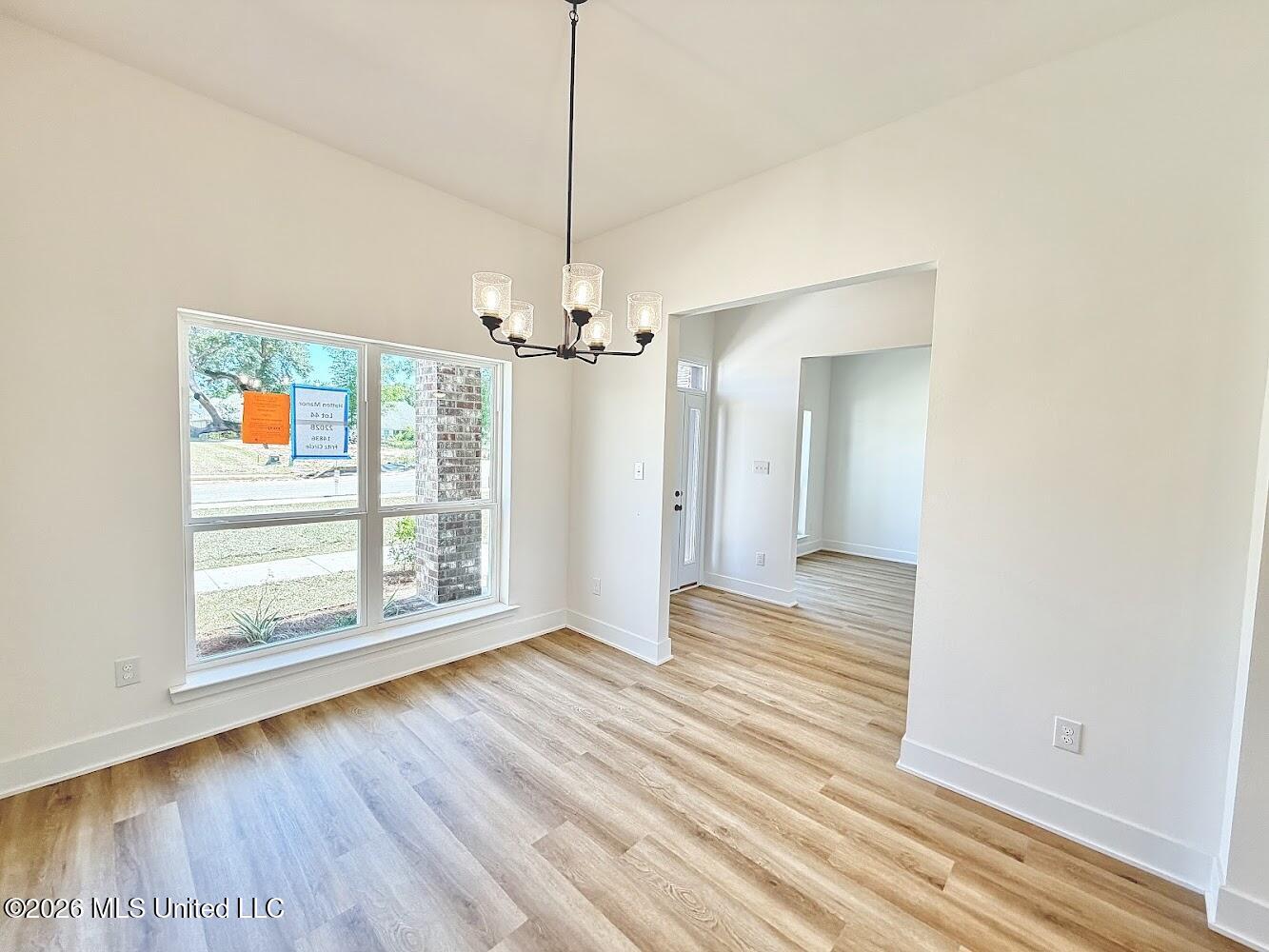 9504 Falconry Lane Property Photo 5