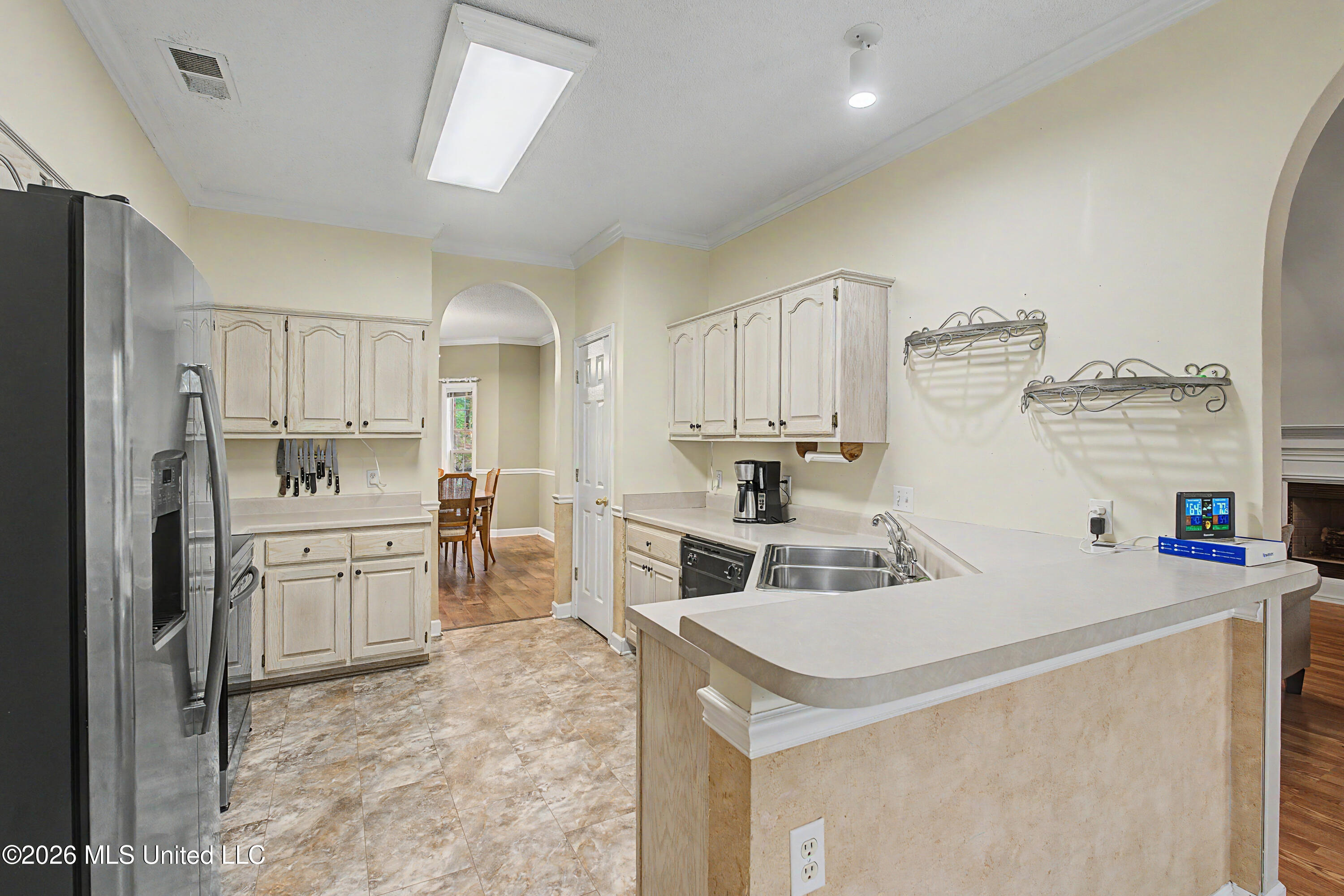 2110 Tall Tree Drive Property Photo 14
