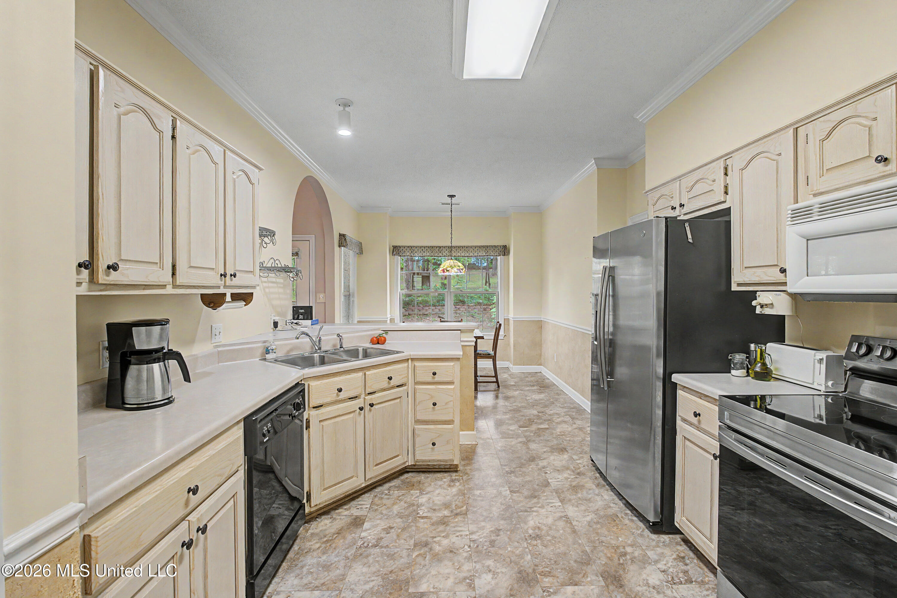 2110 Tall Tree Drive Property Photo 15