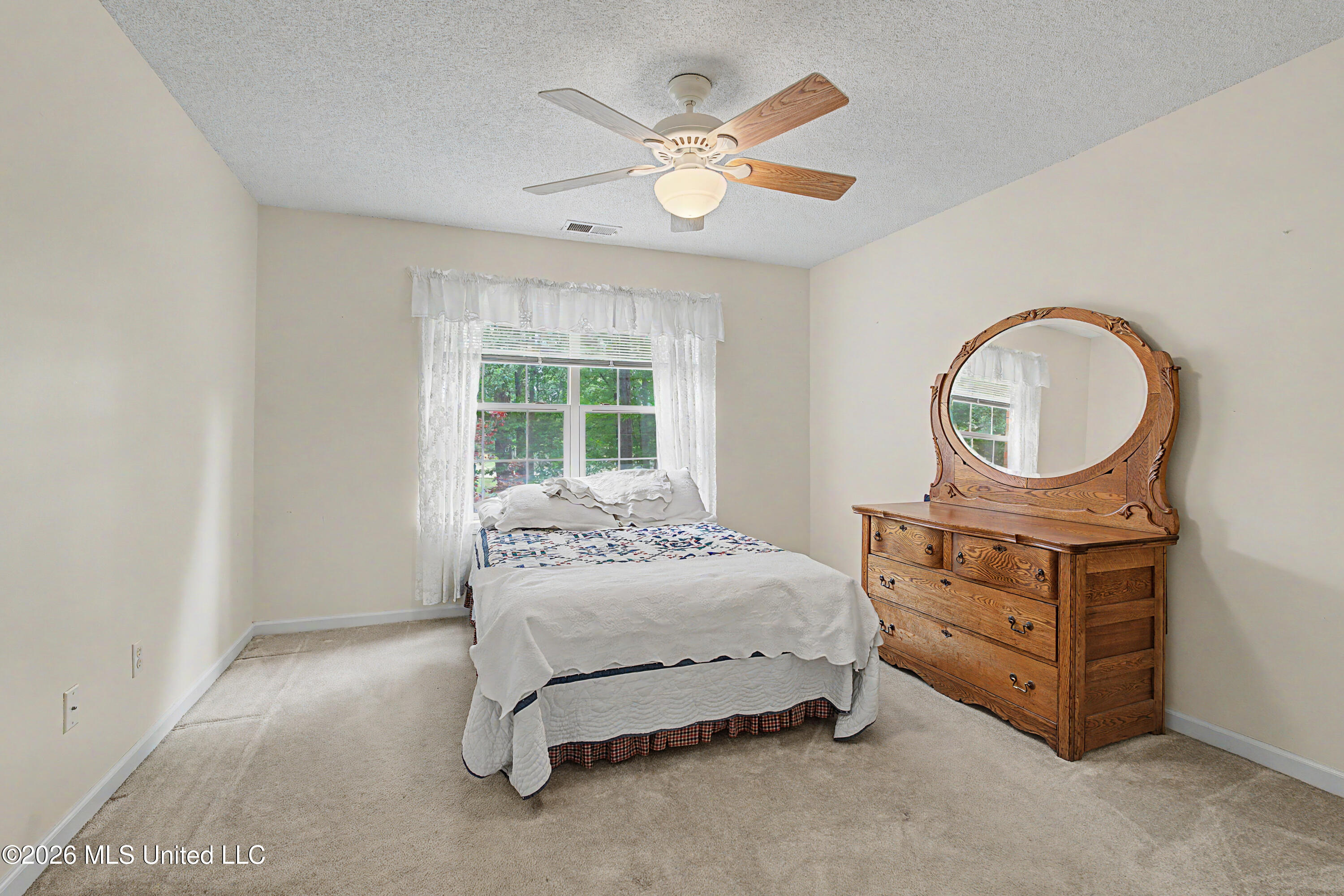 2110 Tall Tree Drive Property Photo 18
