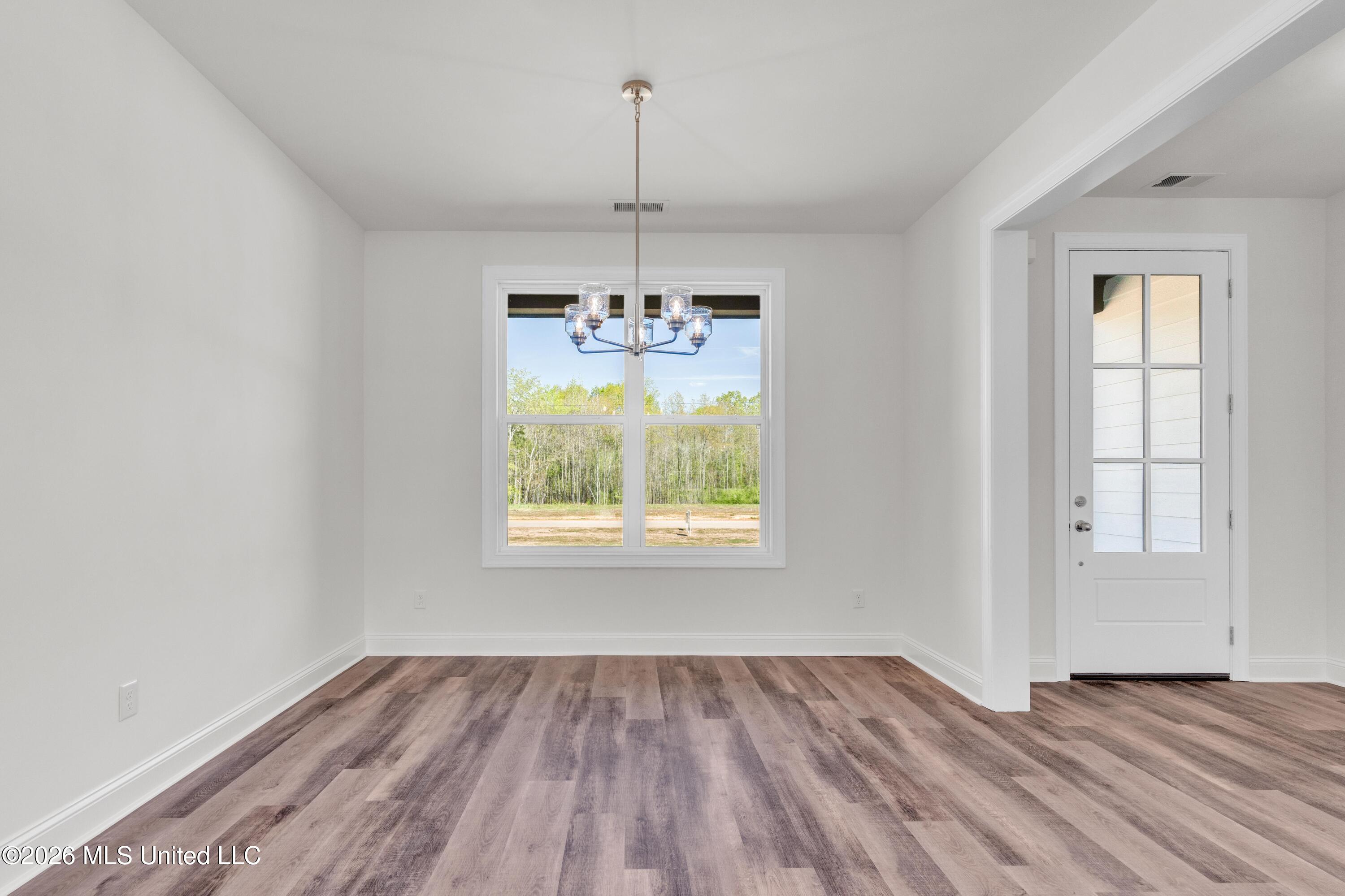 347 Centerline Roper Lp Property Photo 6