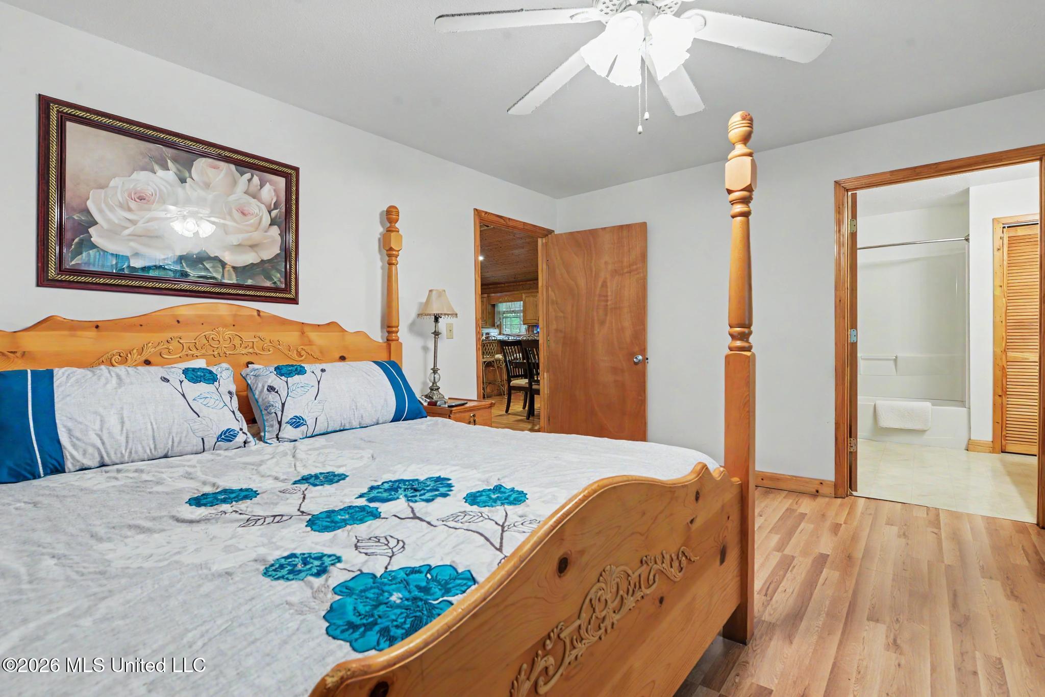 4219 Merrill Road Property Photo 15