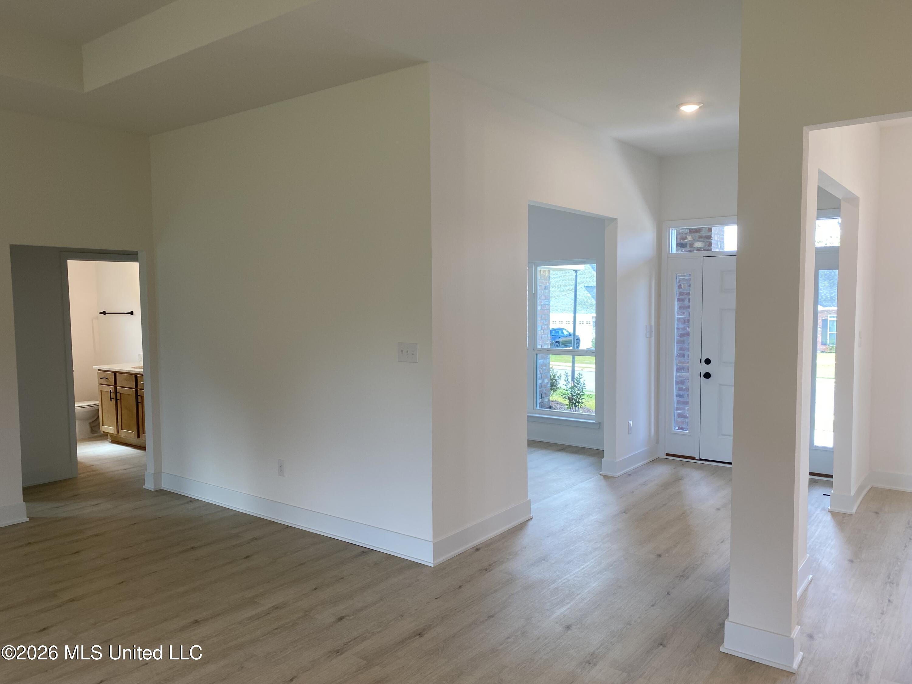 14885 Fritz Circle Property Photo 6