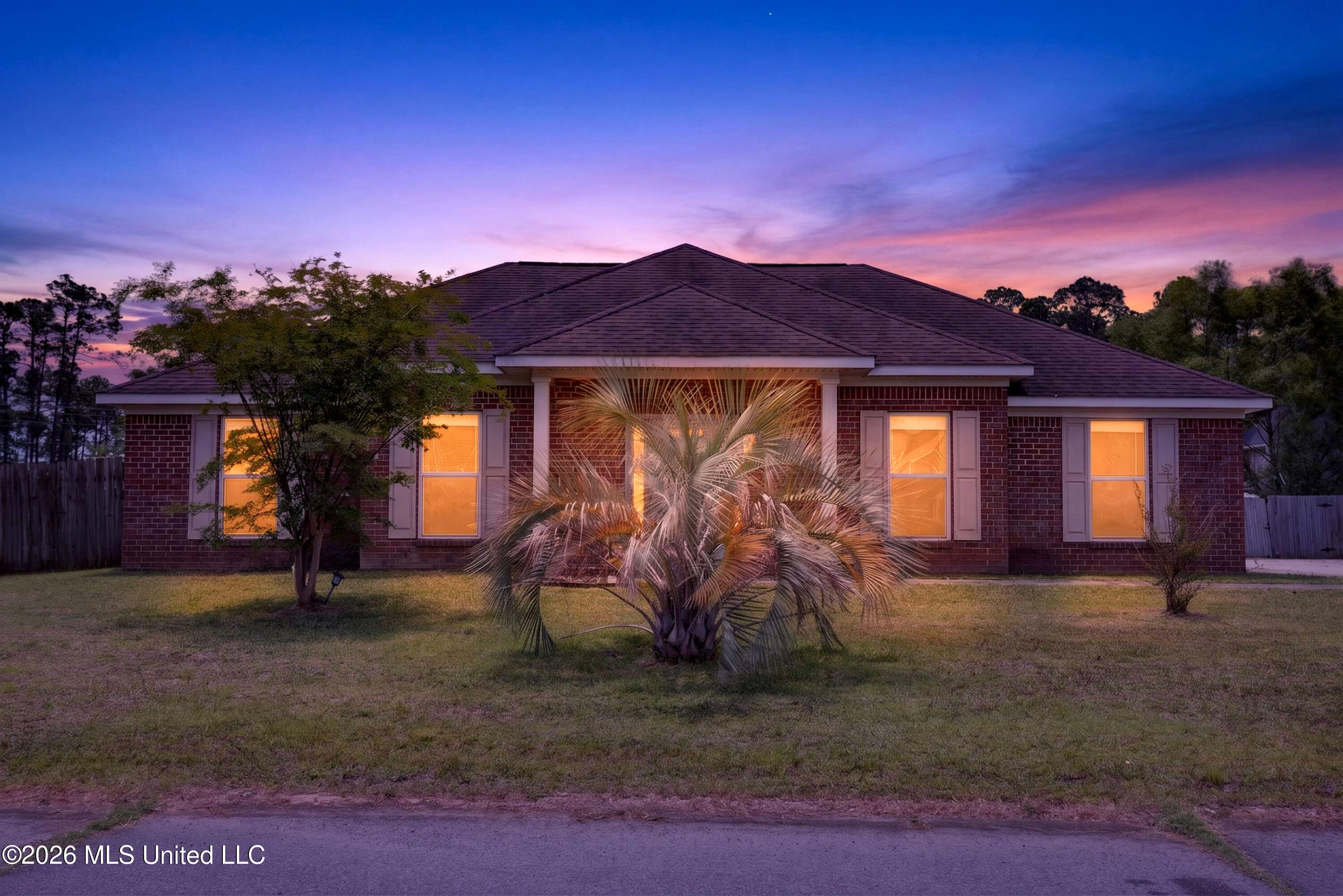 14905 Nassau Drive Property Photo 1