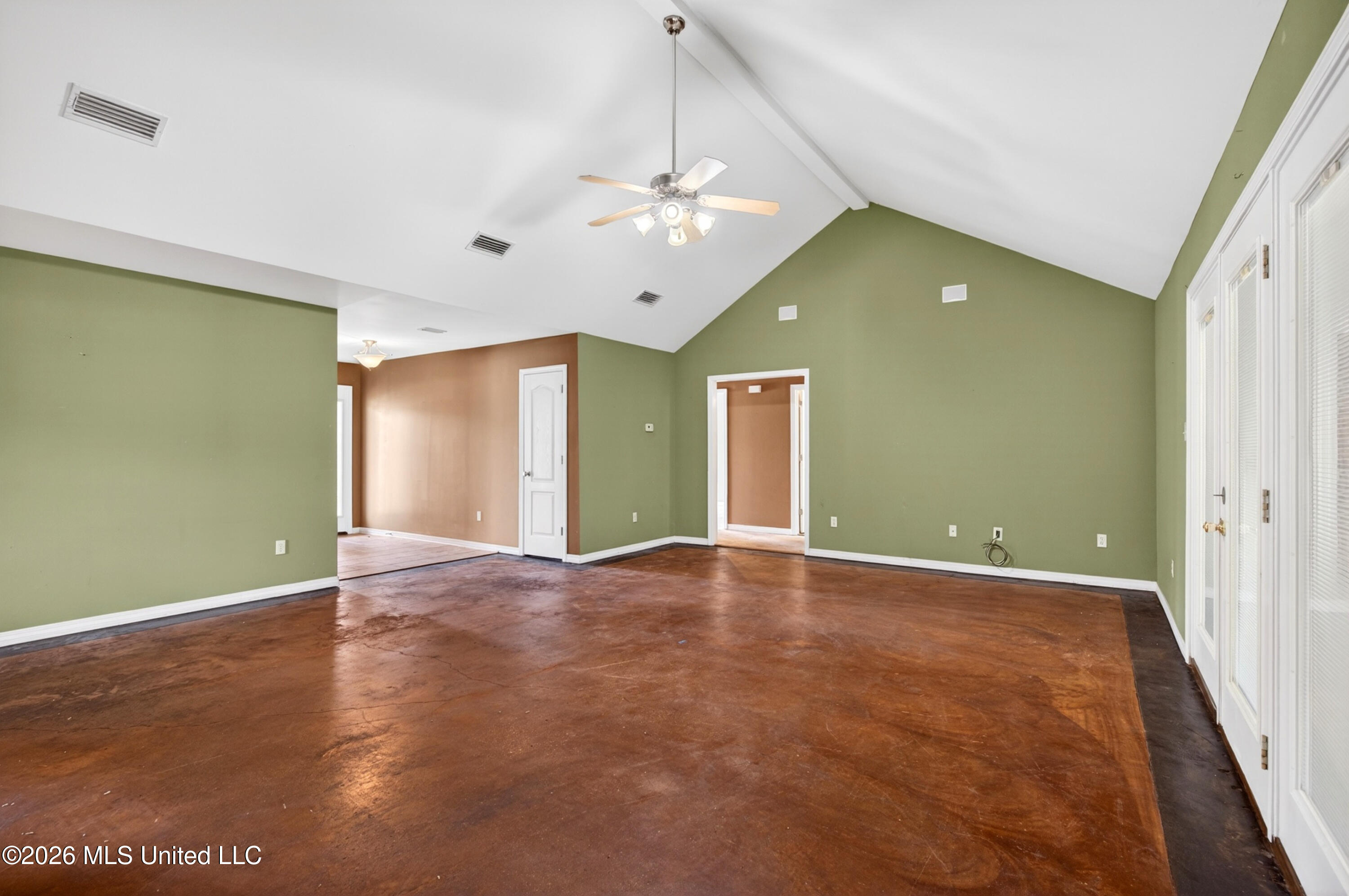 14905 Nassau Drive Property Photo 9