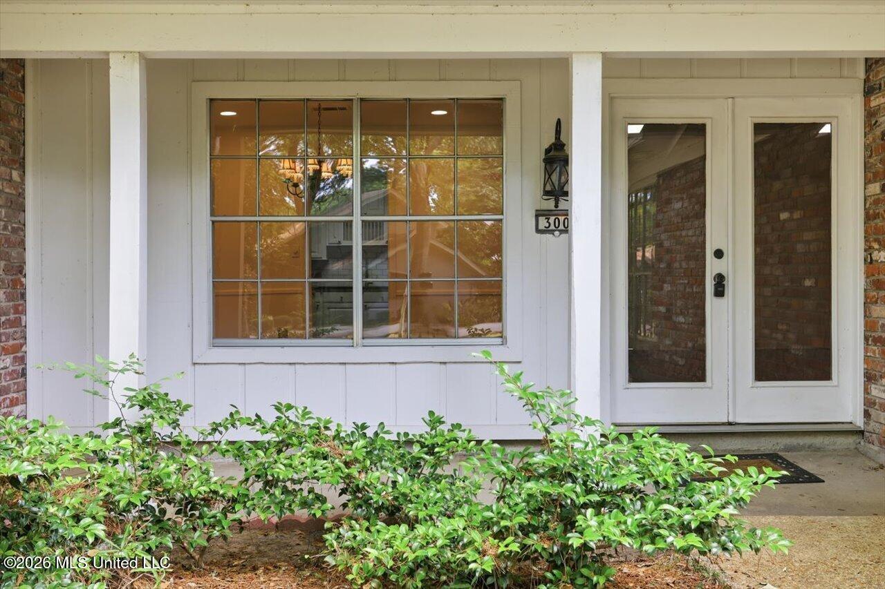 300 Whippoorwill Road Property Photo 2