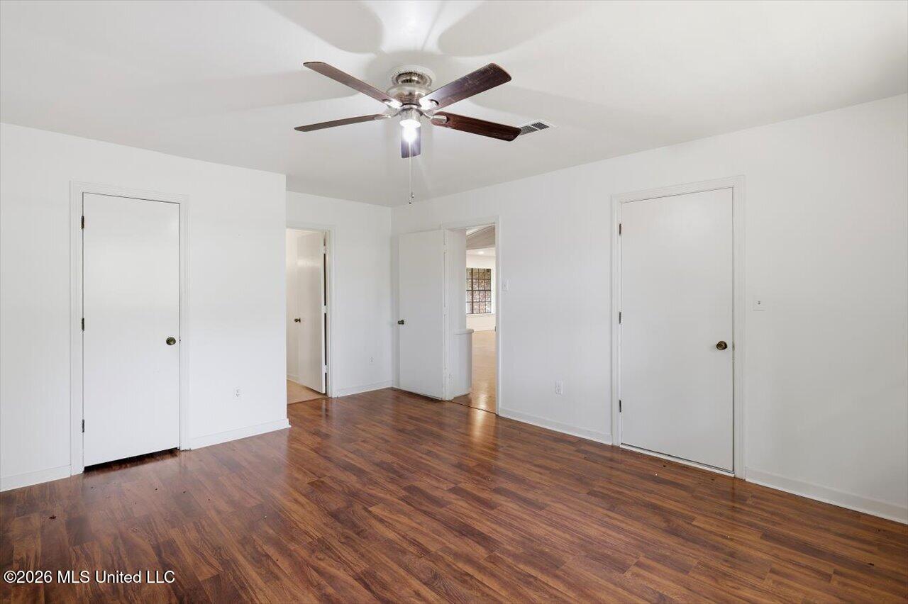 300 Whippoorwill Road Property Photo 19