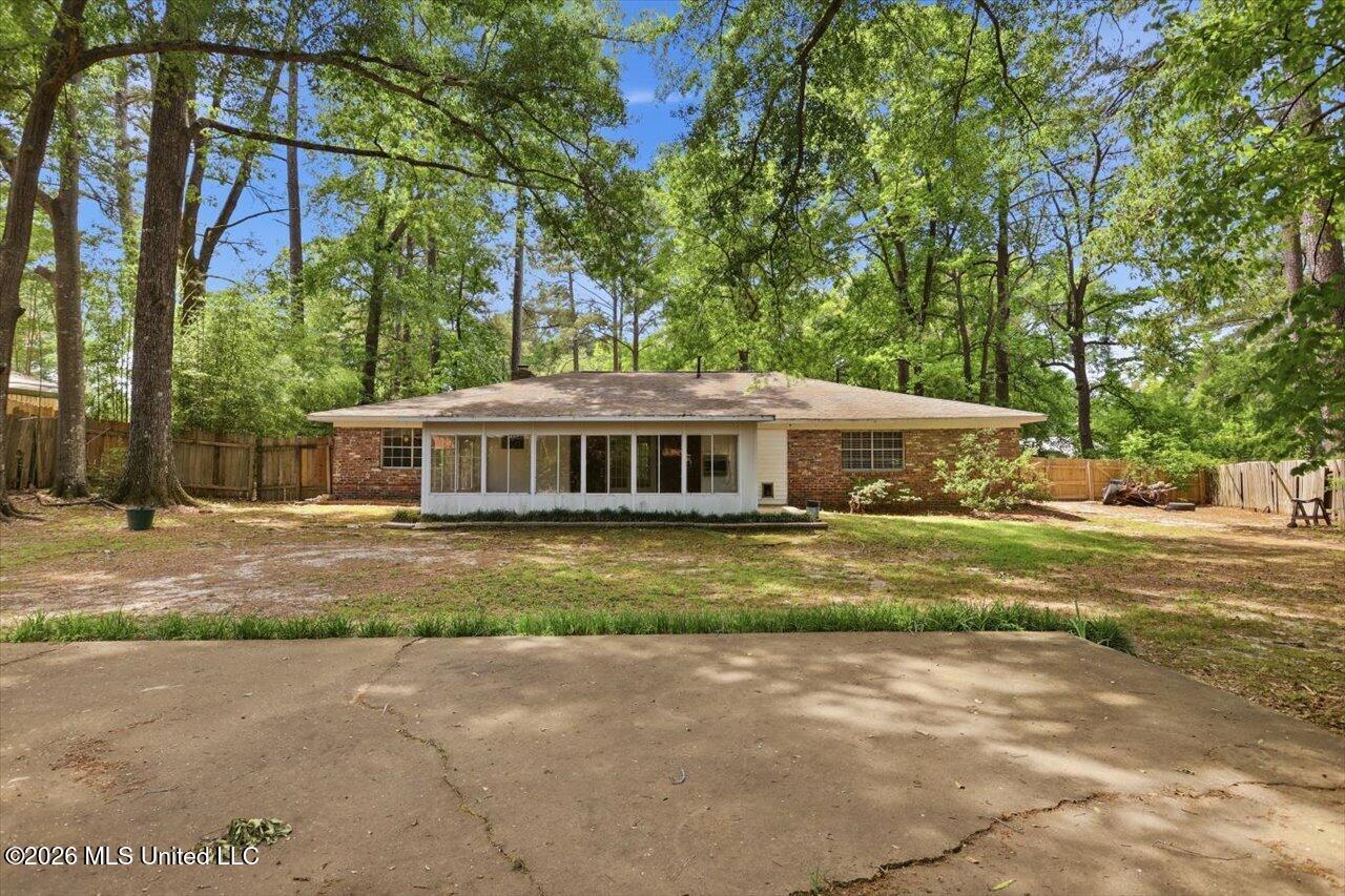 300 Whippoorwill Road Property Photo 31
