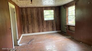 7112 Elder Ferry Road Property Photo 7
