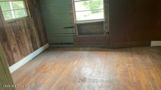 7112 Elder Ferry Road Property Photo 9