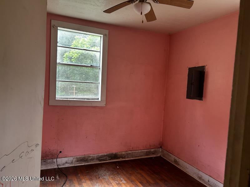 7112 Elder Ferry Road Property Photo 12