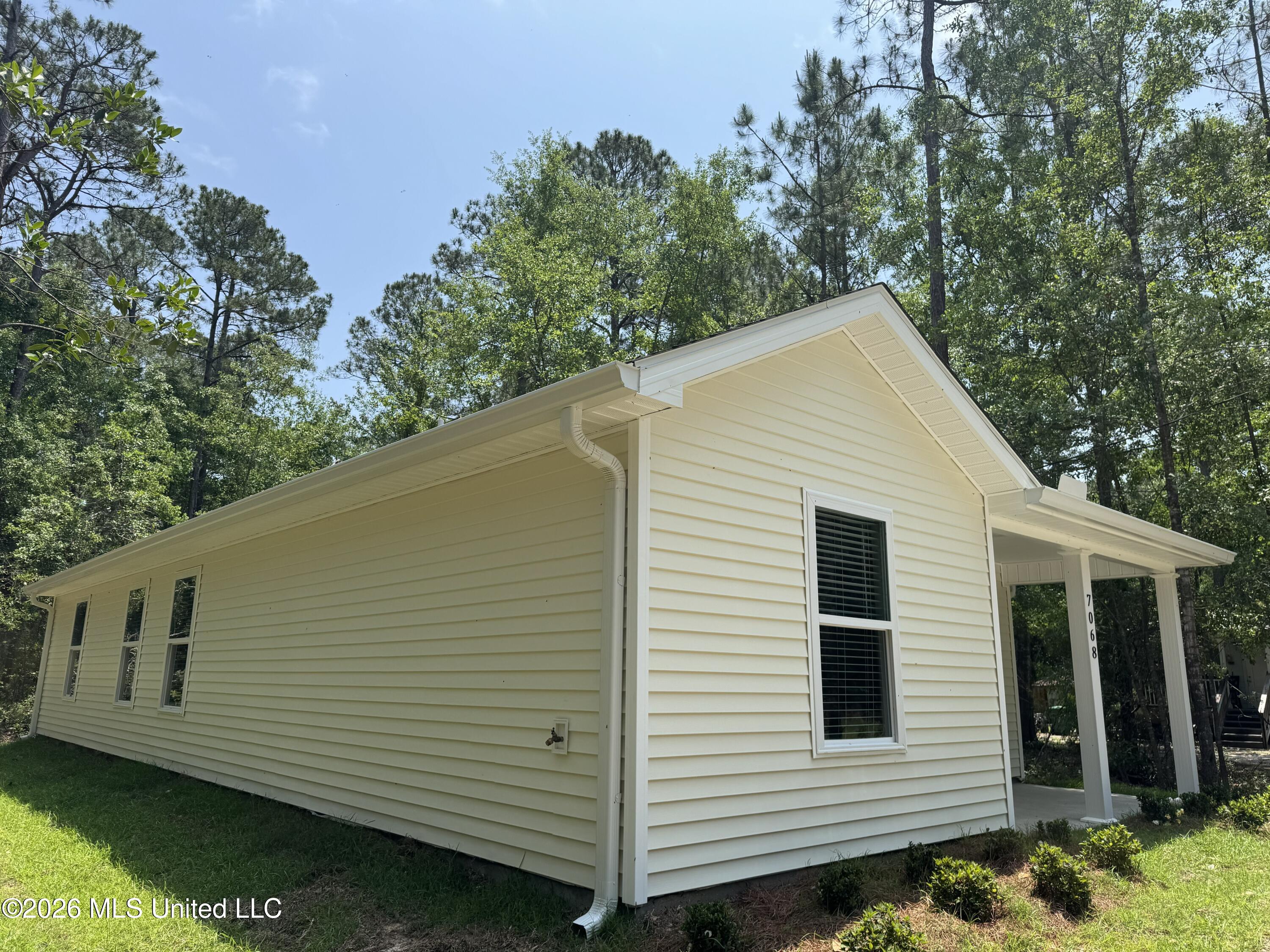 7068 Walthall Street Property Photo 17