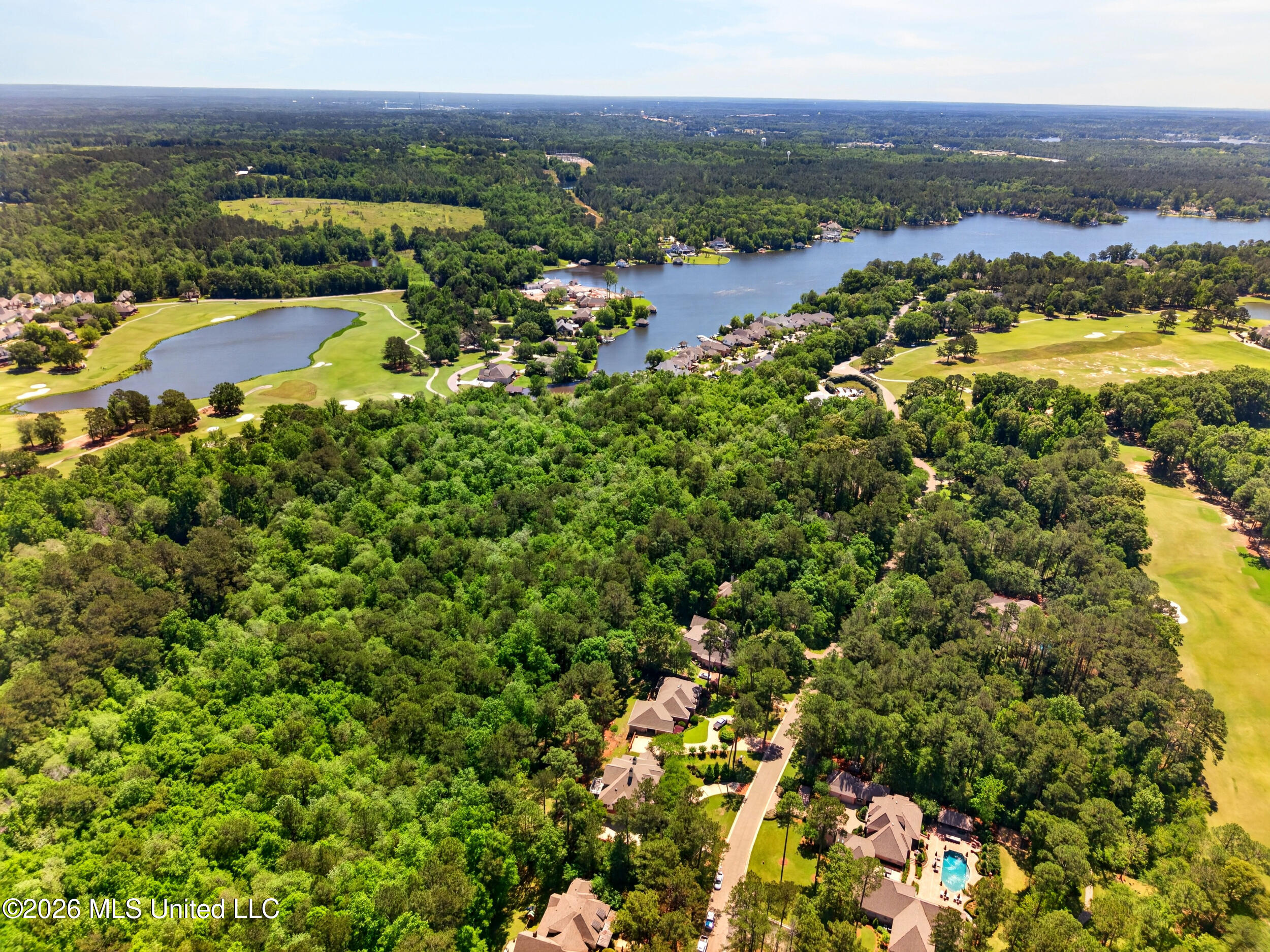 40 Marais Ridge Property Photo 86